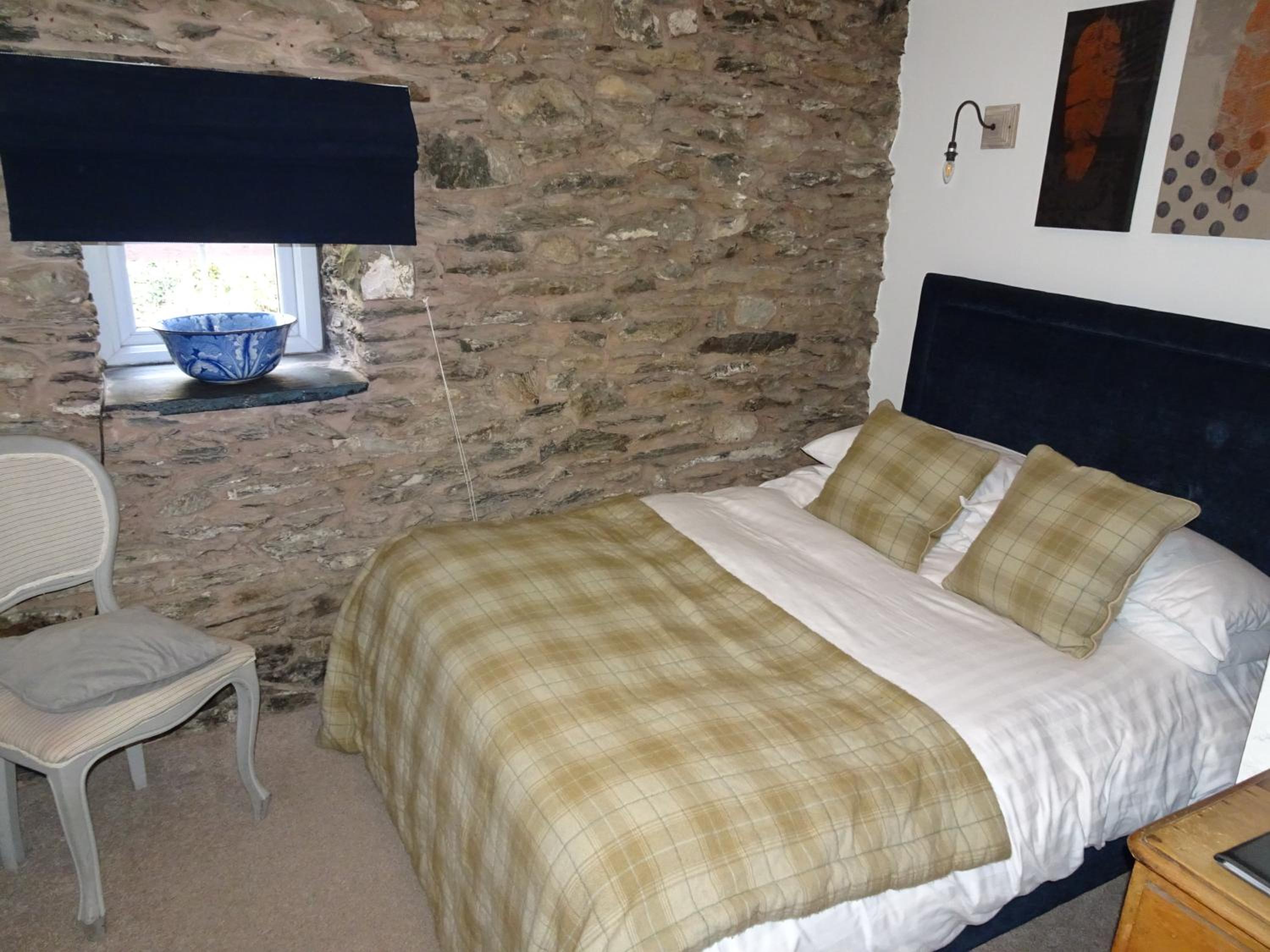 Double Room with Private External Bathroom photo 2