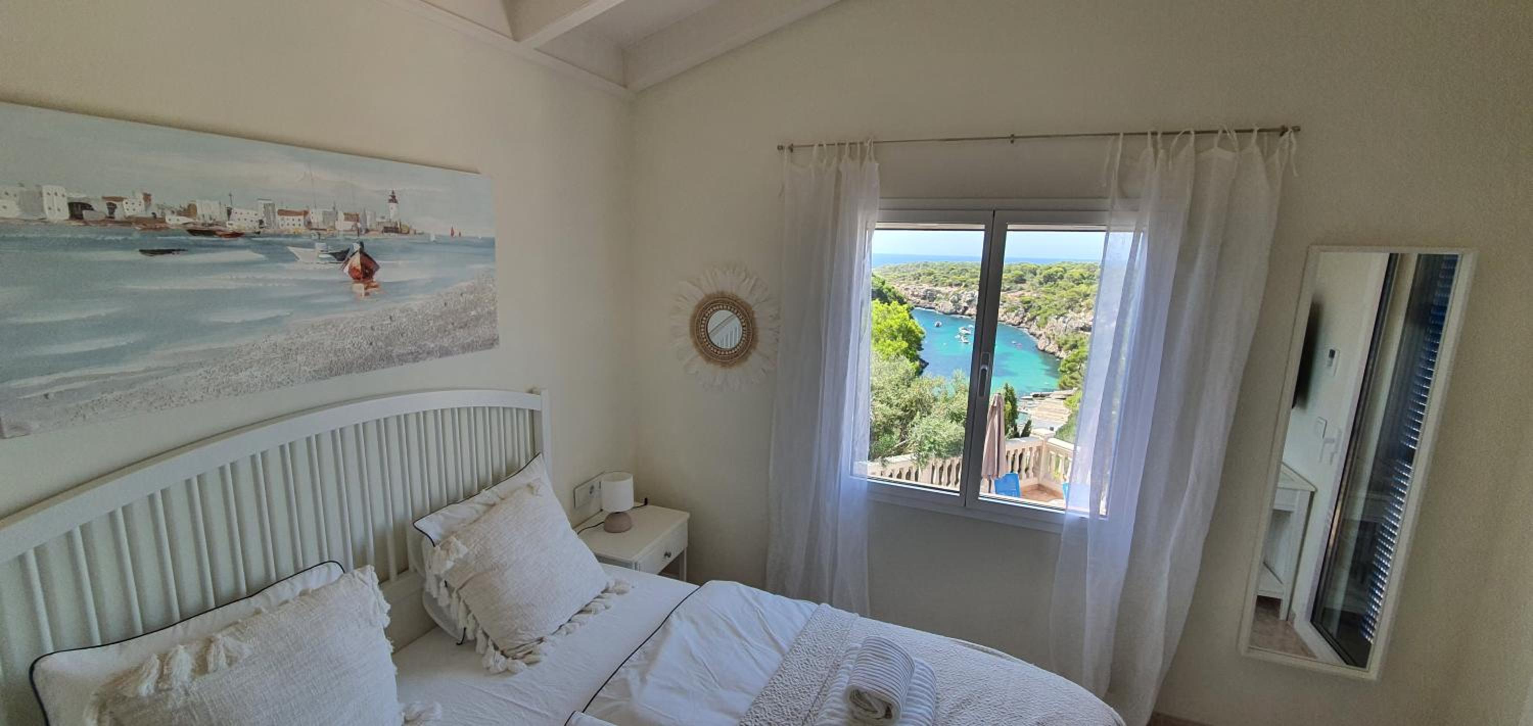 Three-Bedroom Villa photo 2