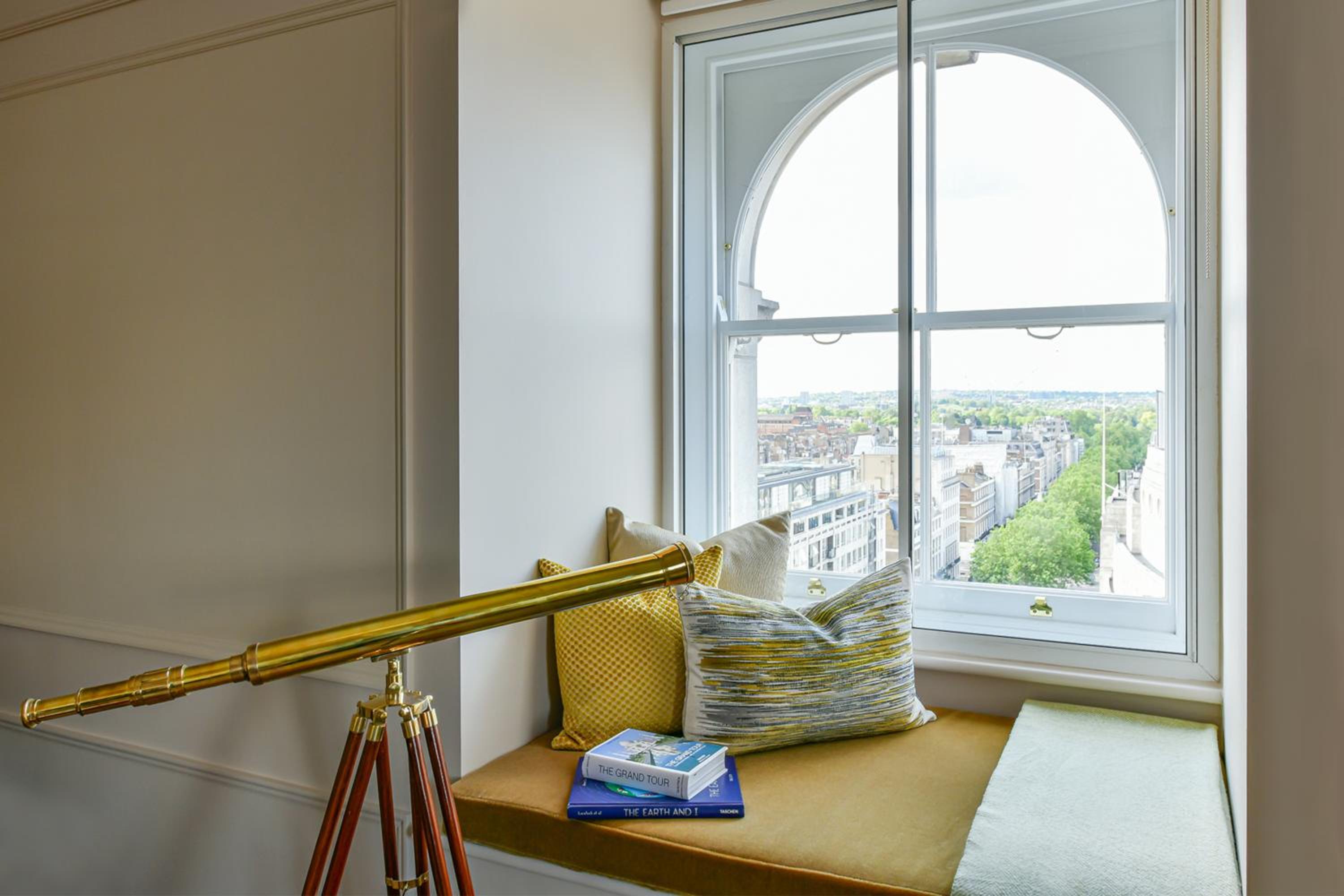 Tower Suite photo 3