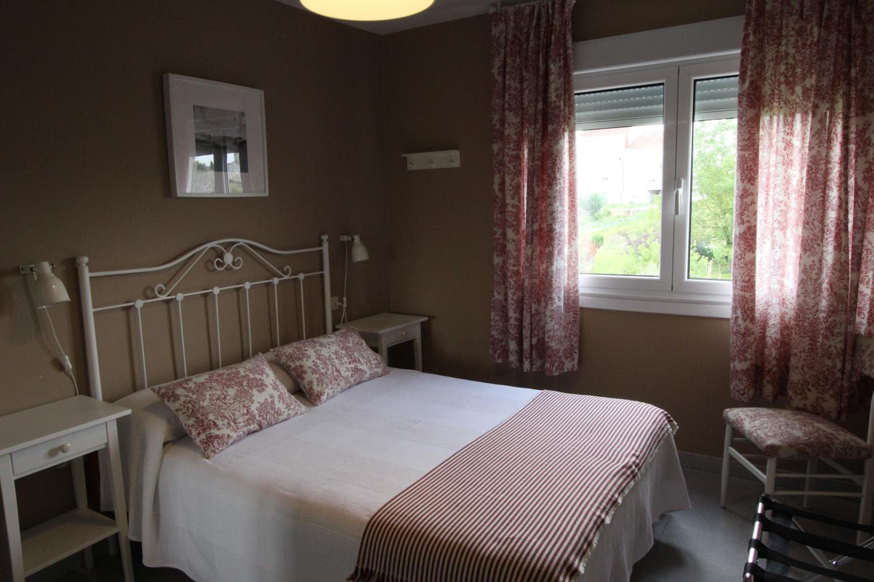 Apartment - Photo 2