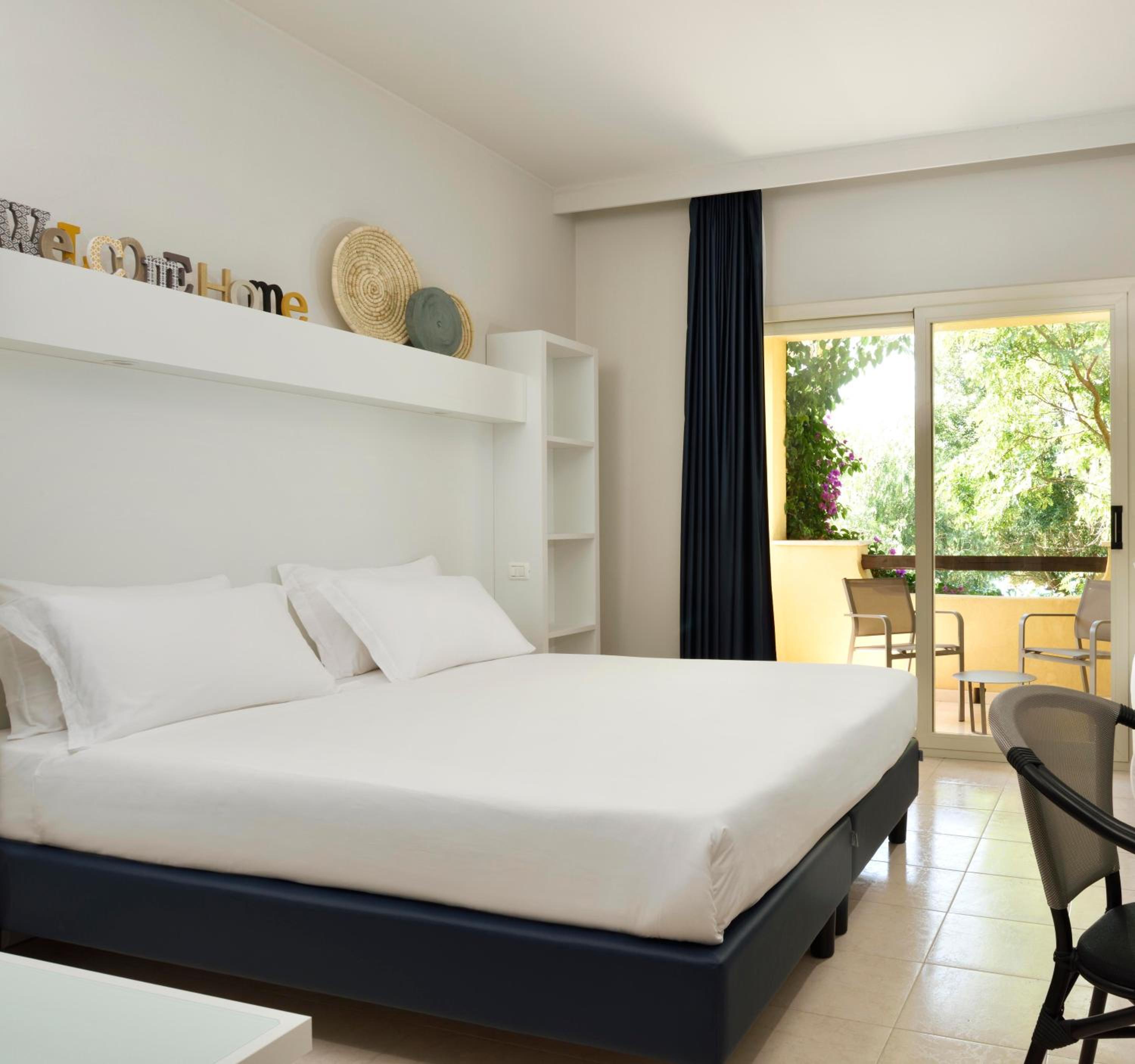 Superior Triple Room with Balcony