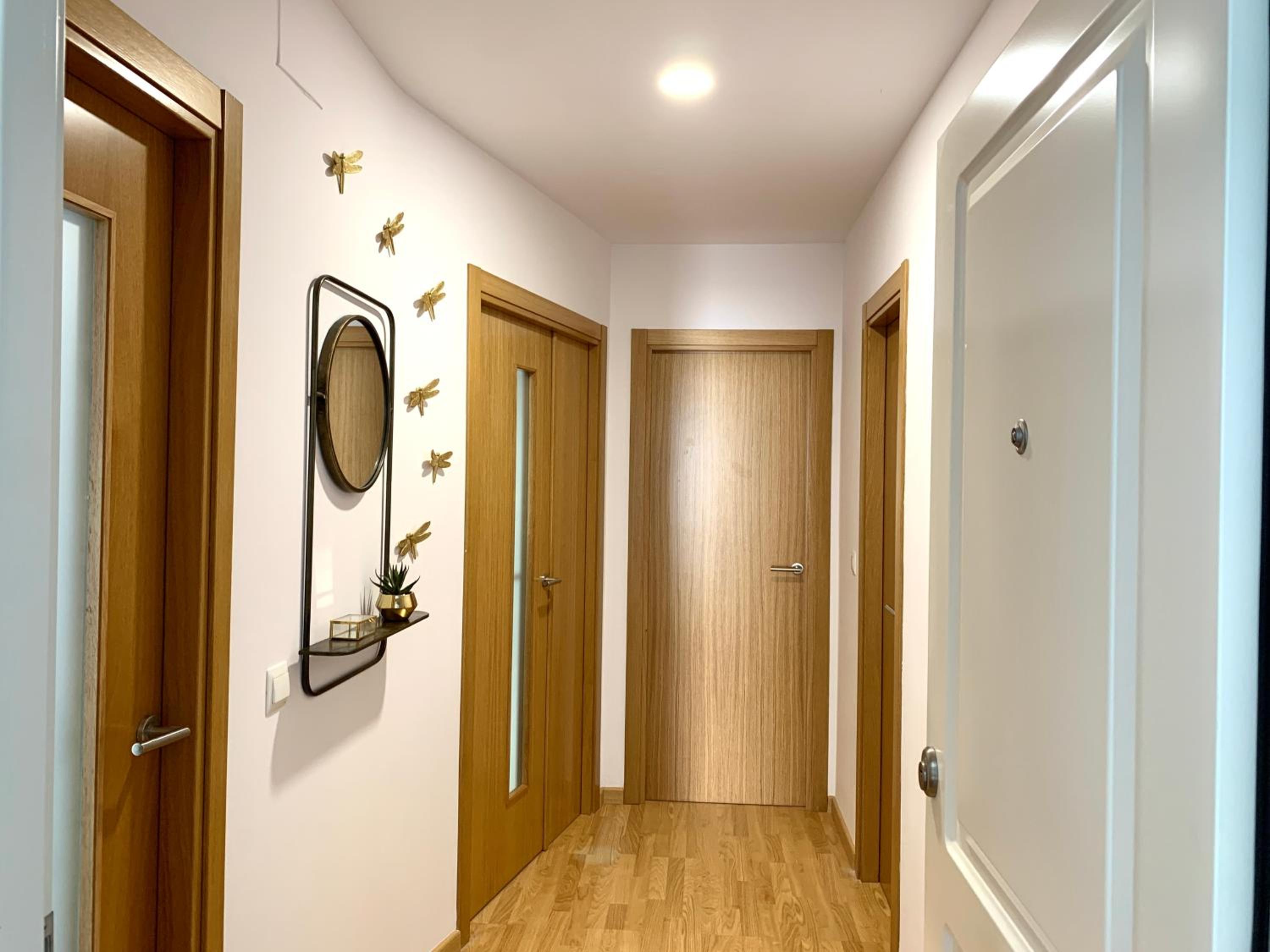 One-Bedroom Apartment - Photo 35