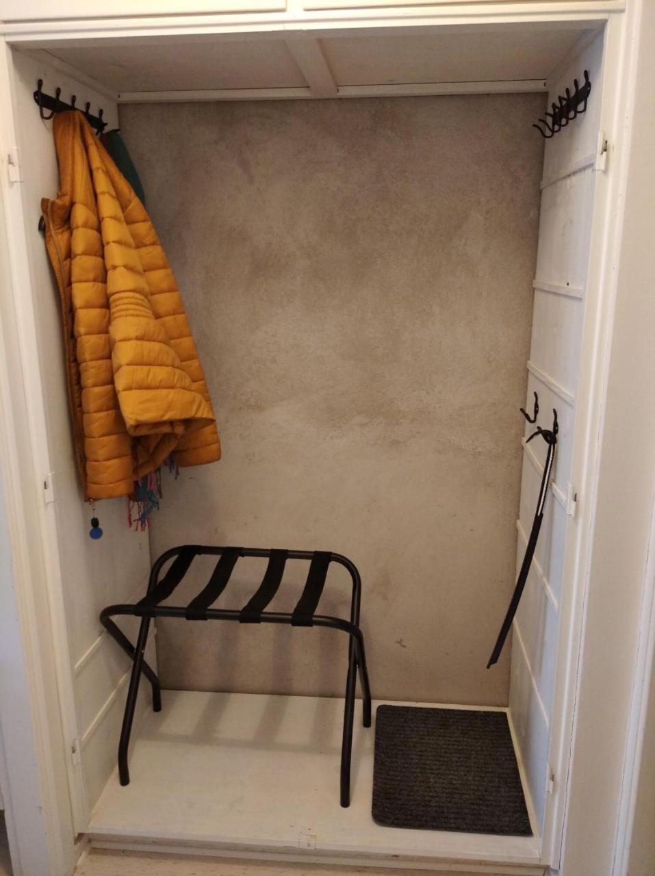 Quadruple Room with Private Toilet - Photo 2