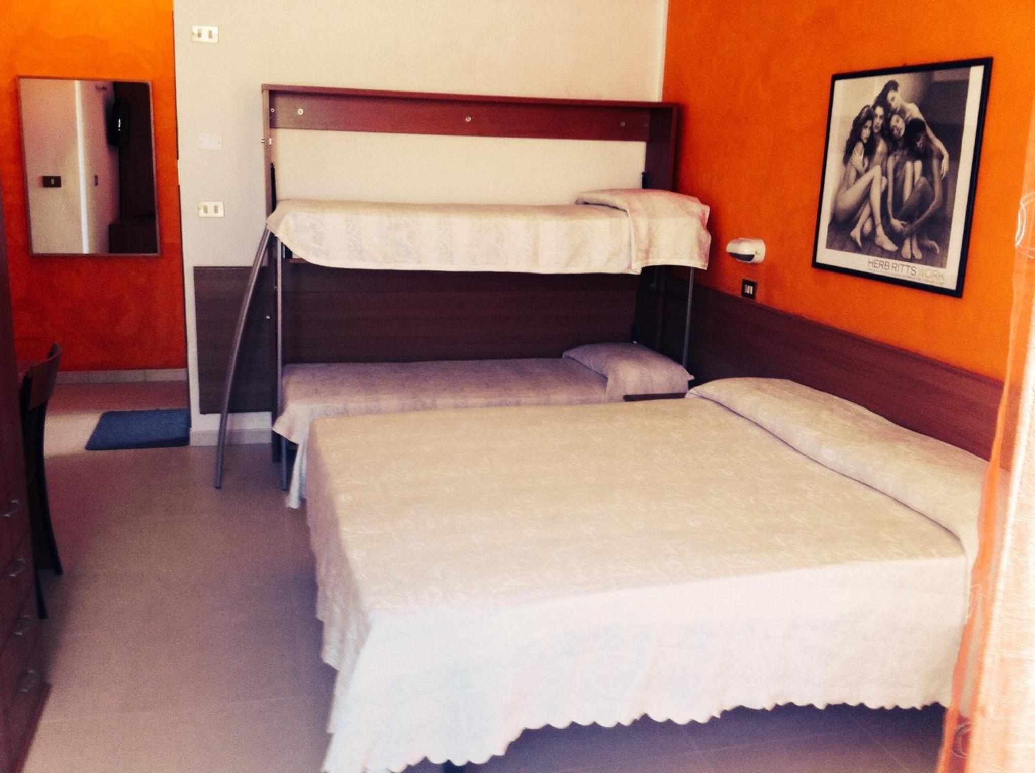 Quadruple Room with Balcony photo 1