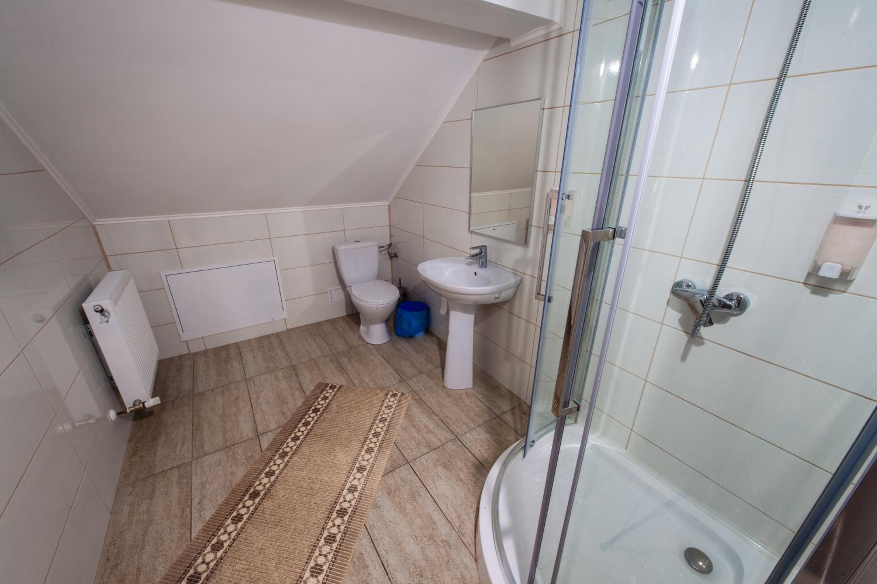 Double Room - Photo 3