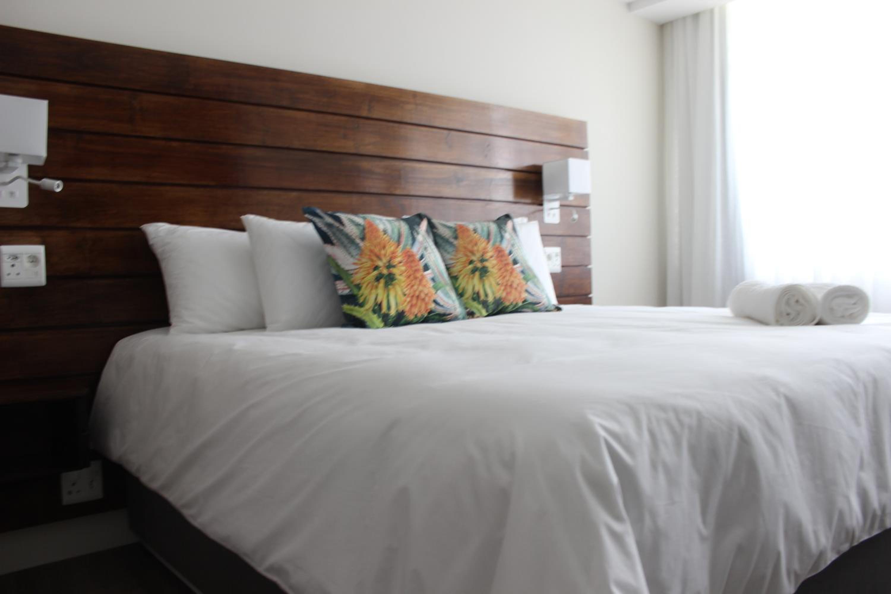Deluxe King Room photo 1