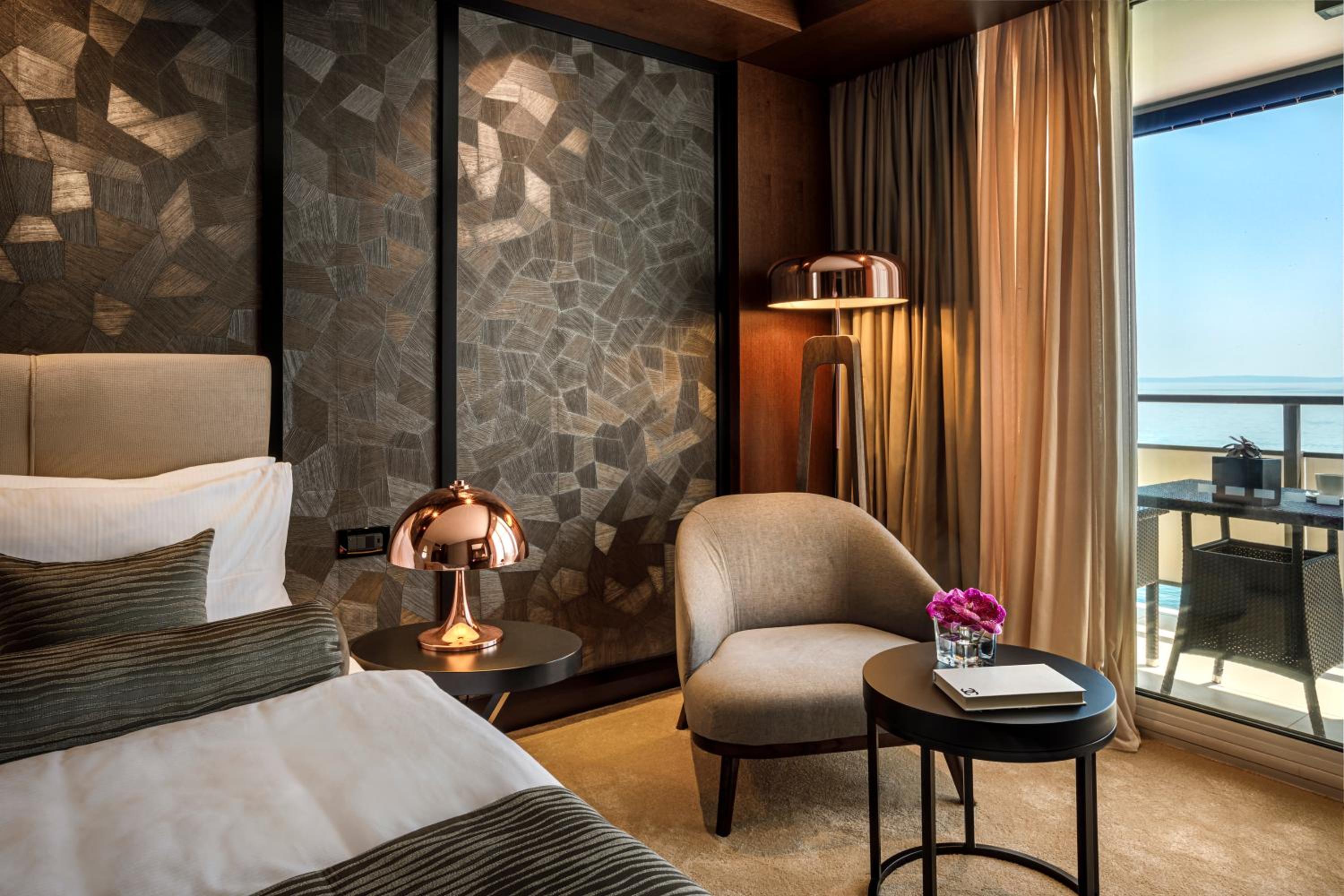 Superior Double or Twin Room with Sea View - Photo 4