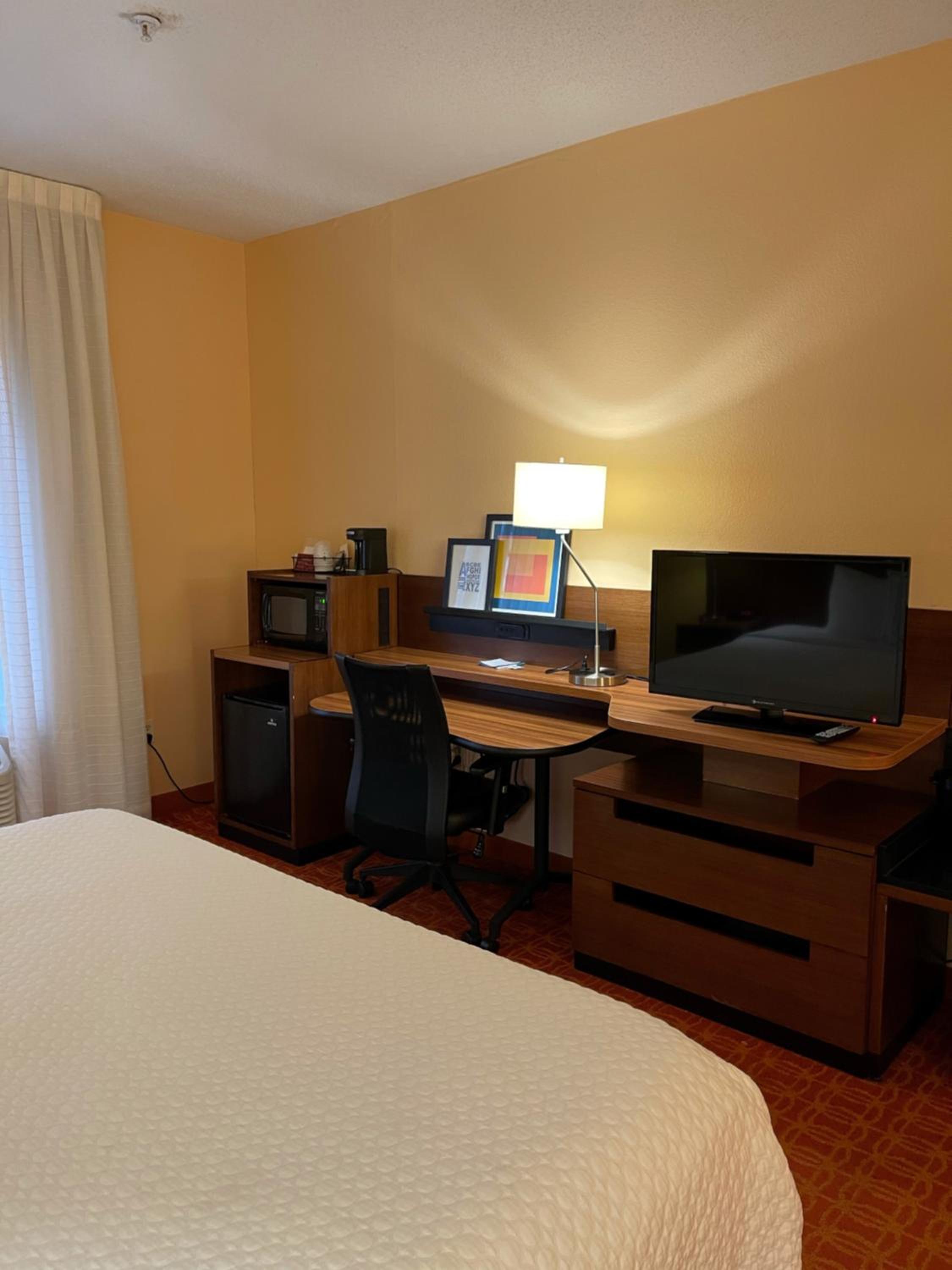 King Studio Suite - Non-Smoking - Photo 6
