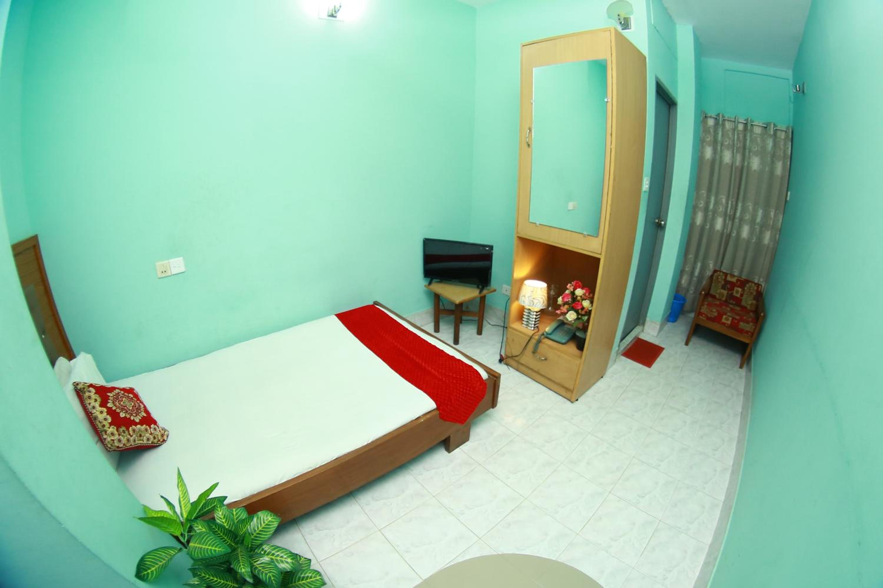 Budget Single Room photo 2