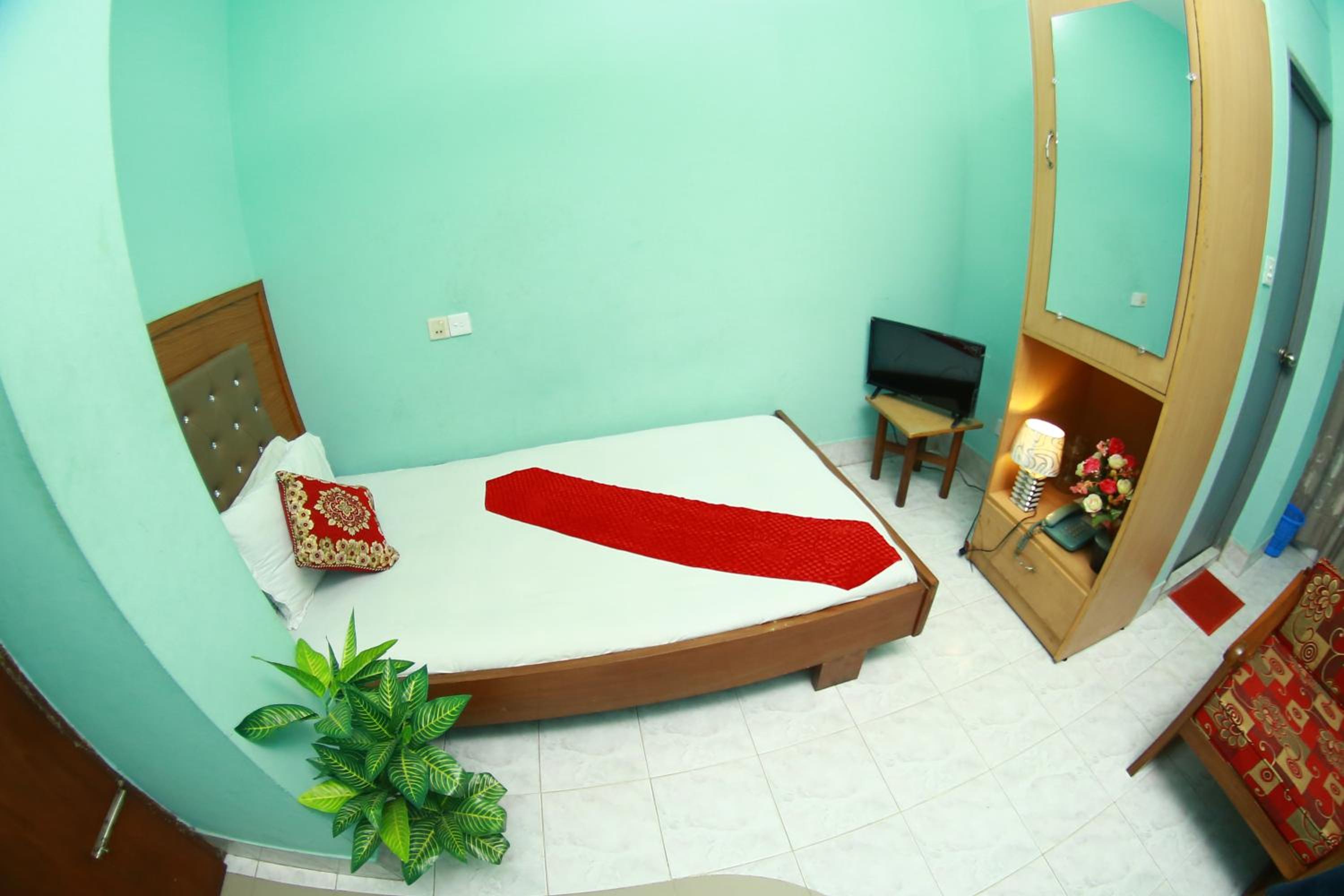 Budget Single Room photo 3