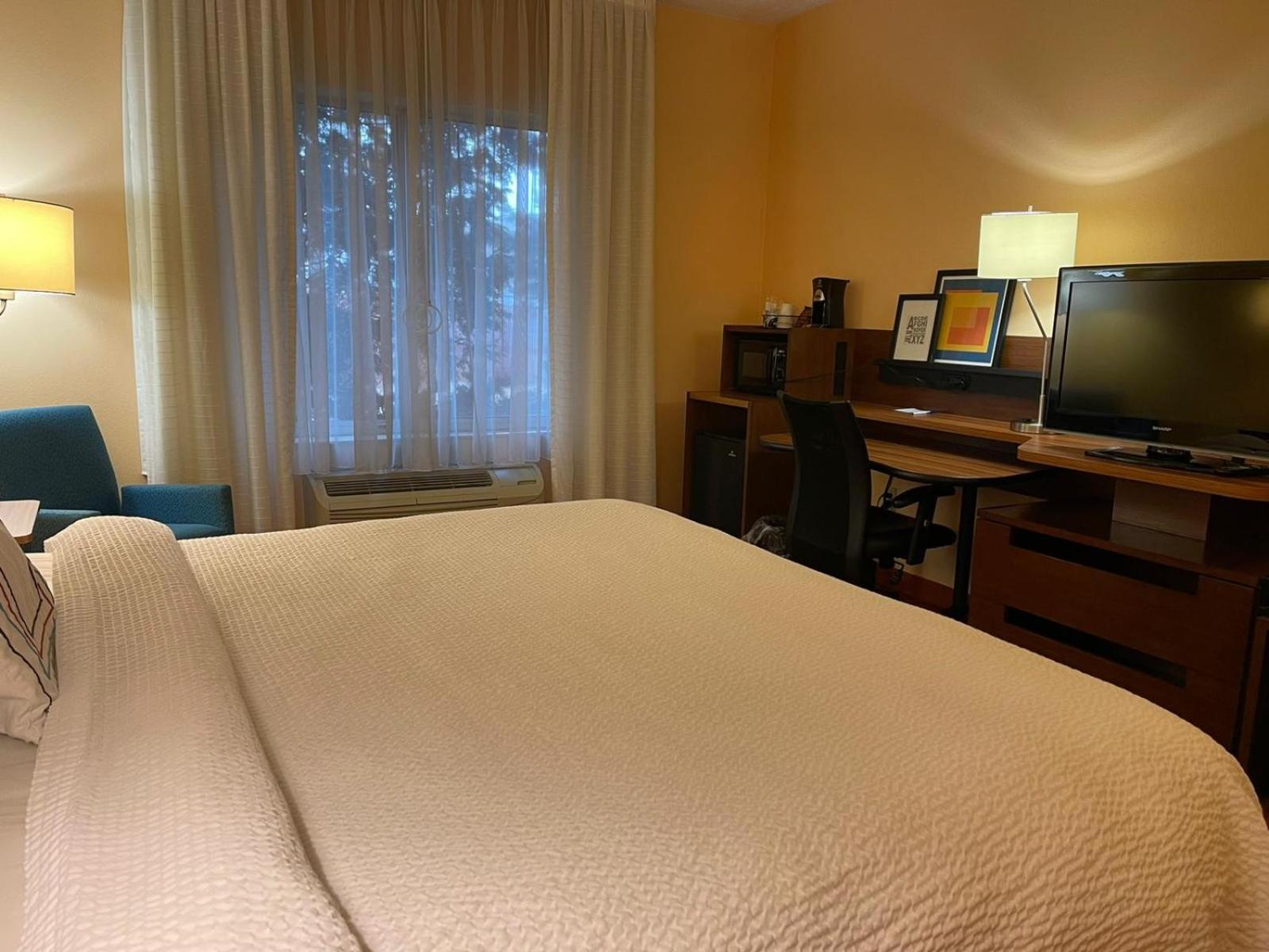 King Room - Mobility Access/Non-Smoking - Photo 2