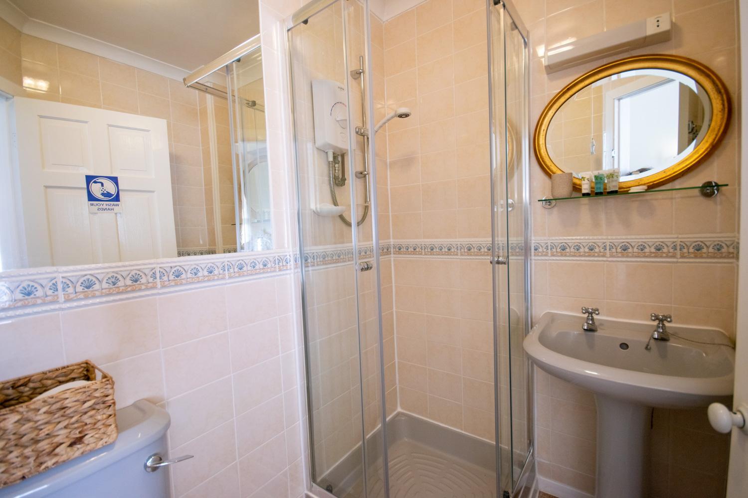Family Room with Shower photo 2