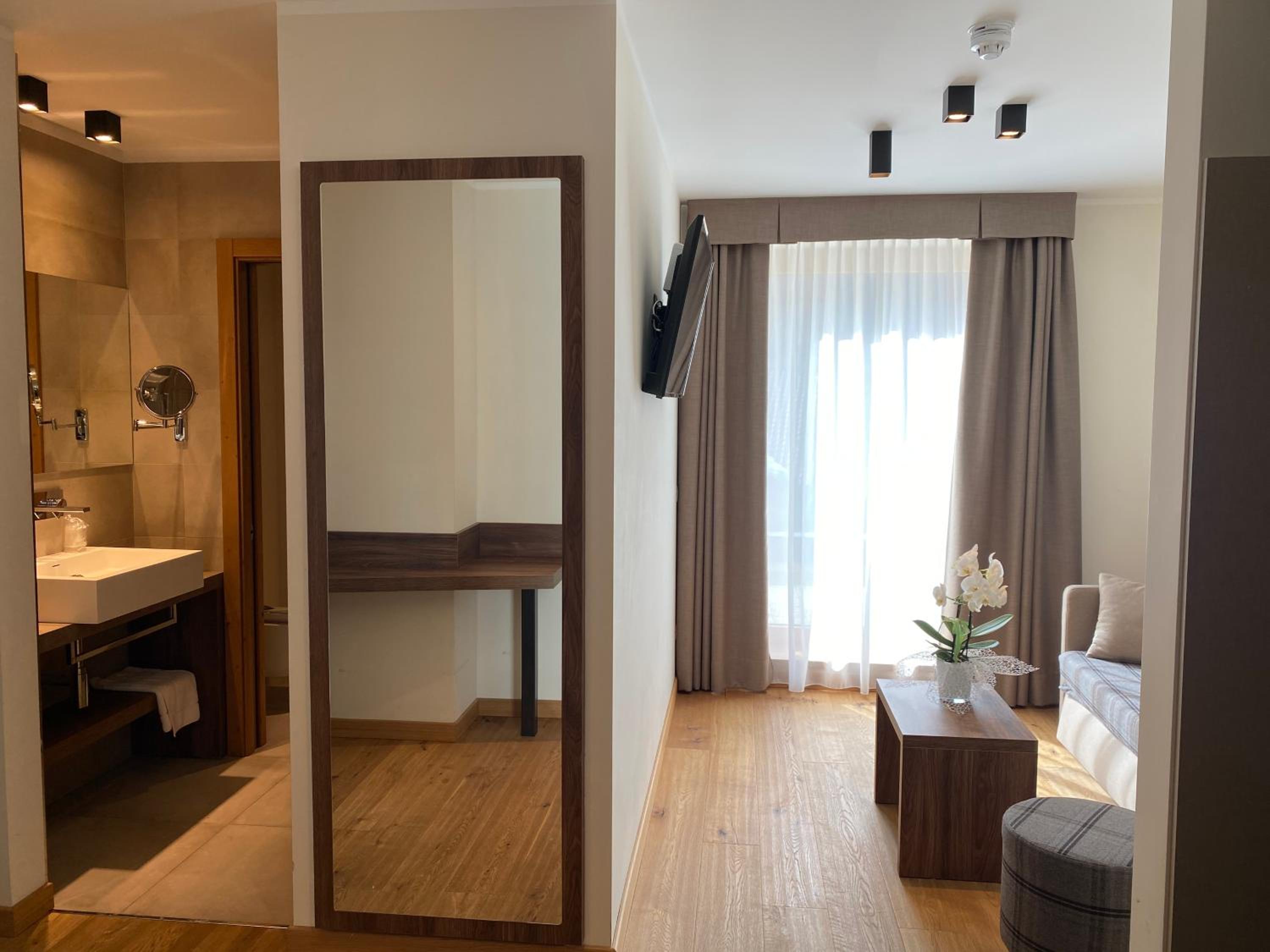 Suite with Terrace photo 3
