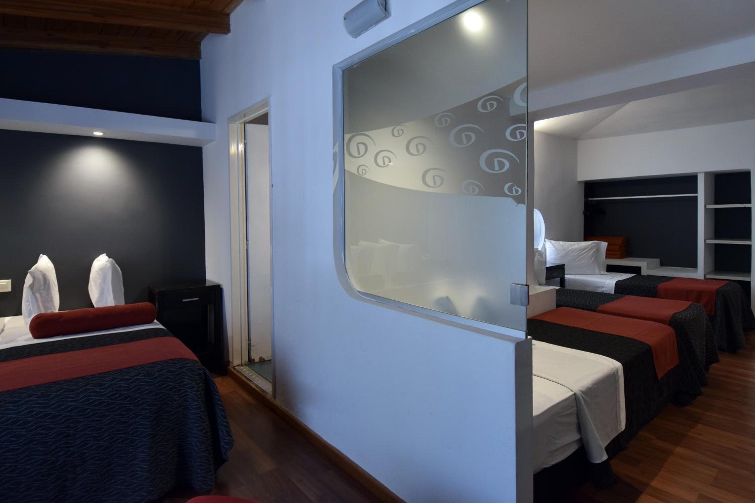 Two-Bedroom Suite photo 2