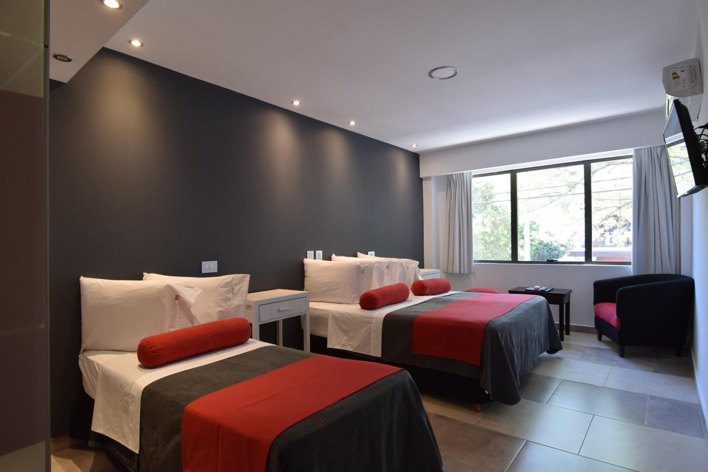 Superior Triple Room photo 3