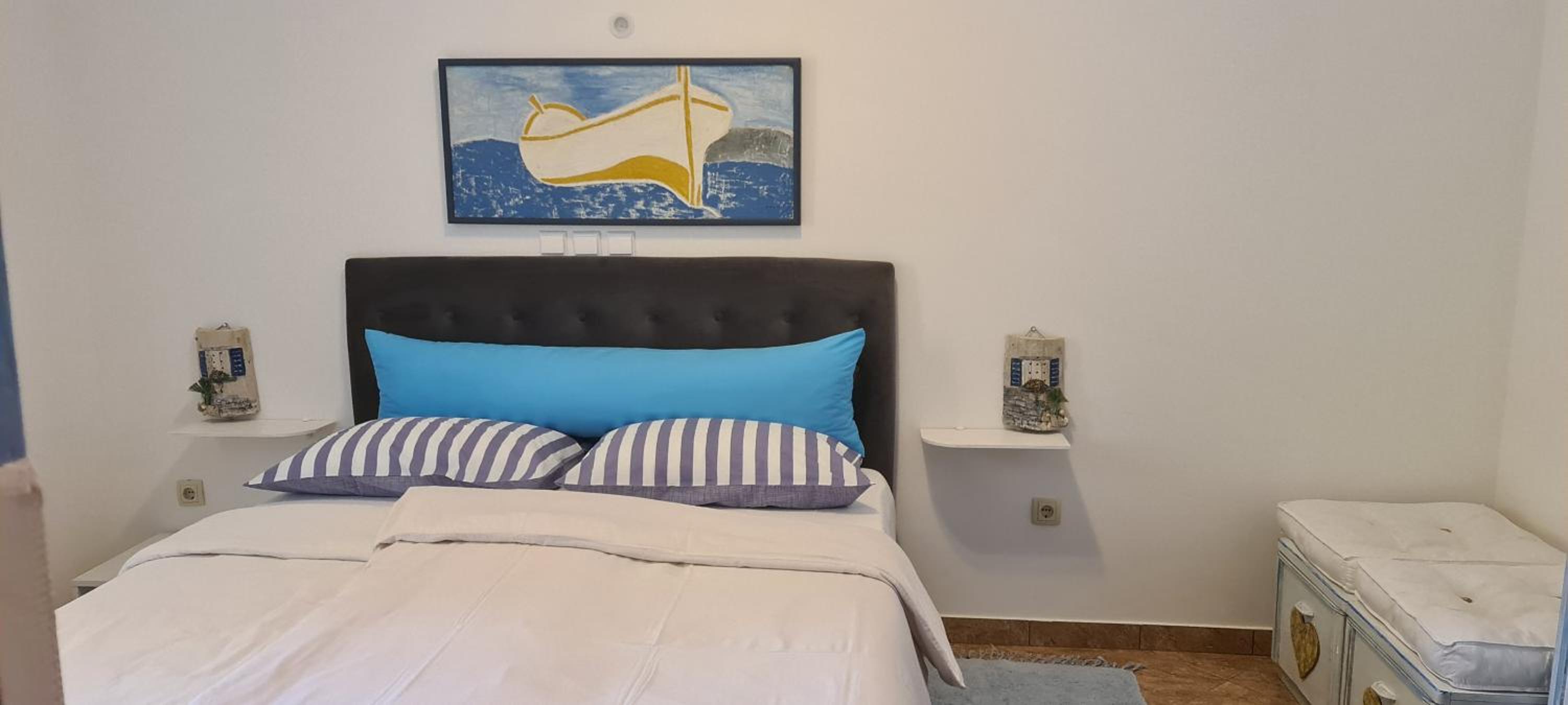 One-Bedroom Apartment with Terrace (4 Adults) photo 1