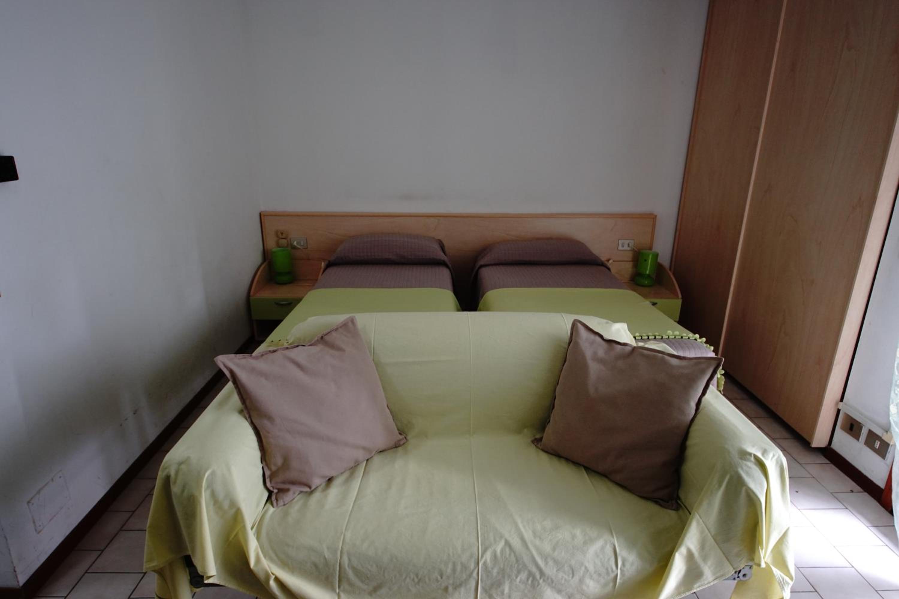 Standard Triple Studio photo 1