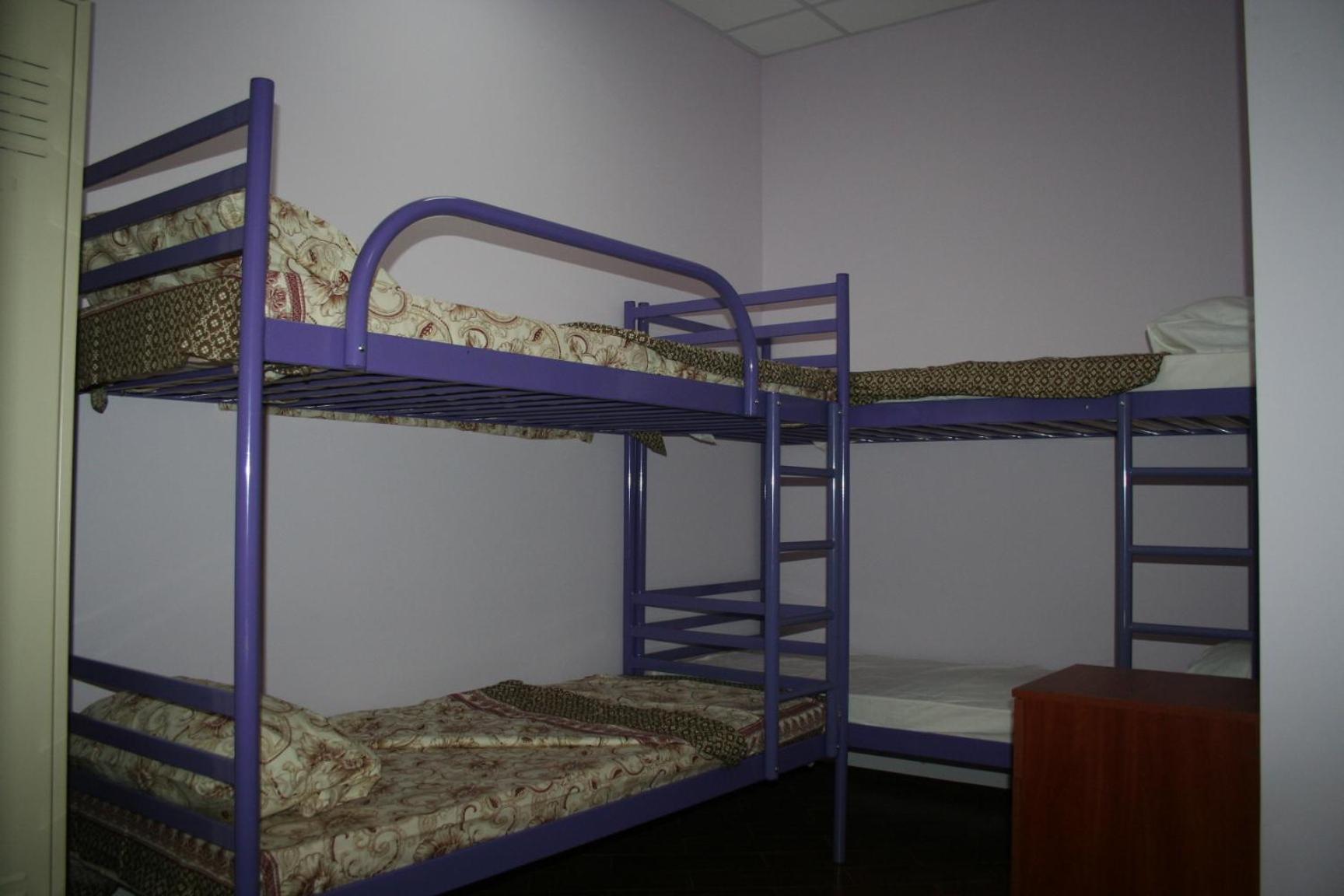 Single Bed in 6-Bed Dormitory Room with shower photo 1