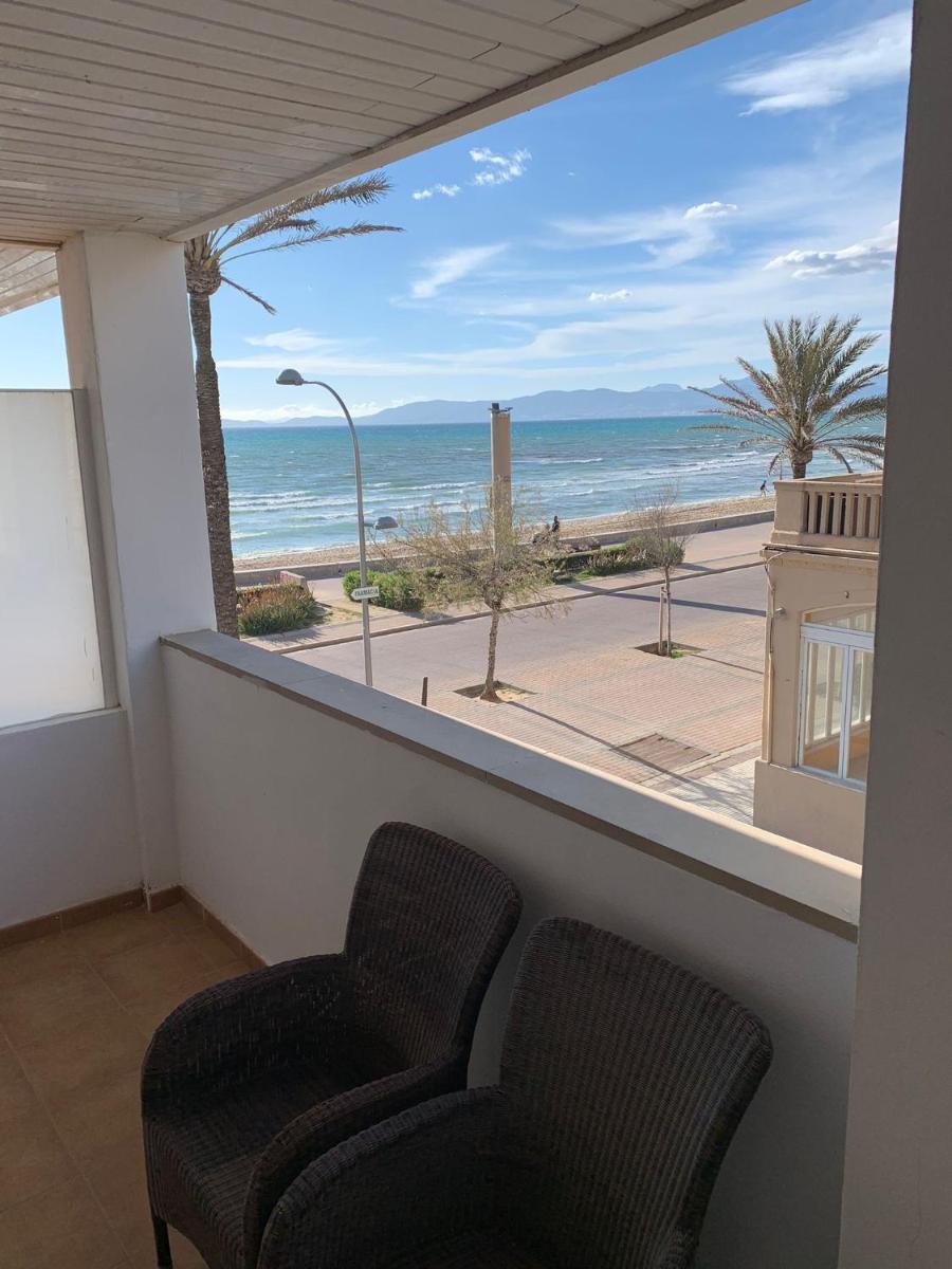 Deluxe Double Room with Side Sea View photo 2