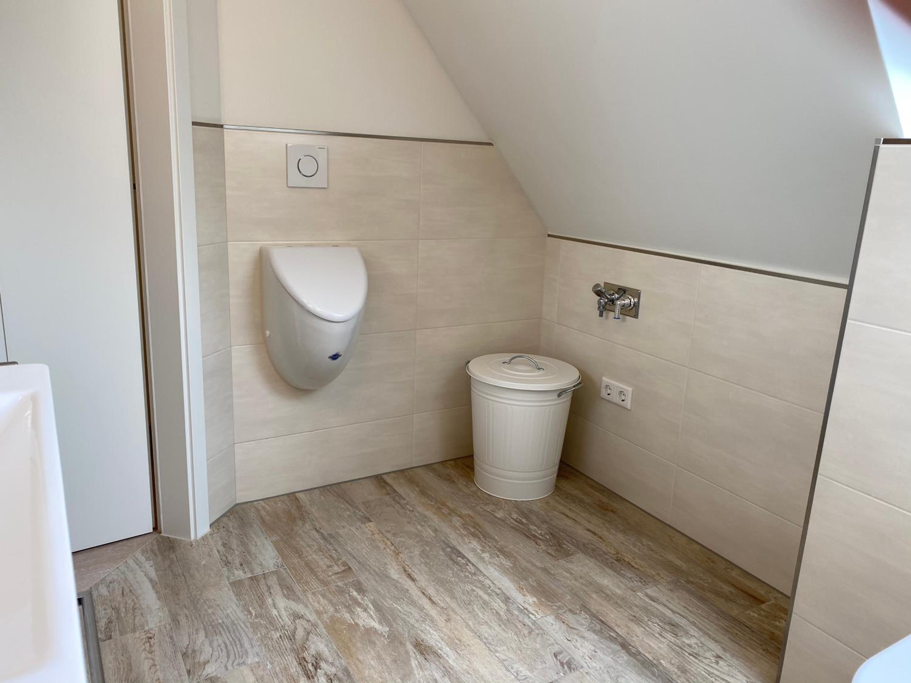 One-Bedroom Apartment - Photo 8