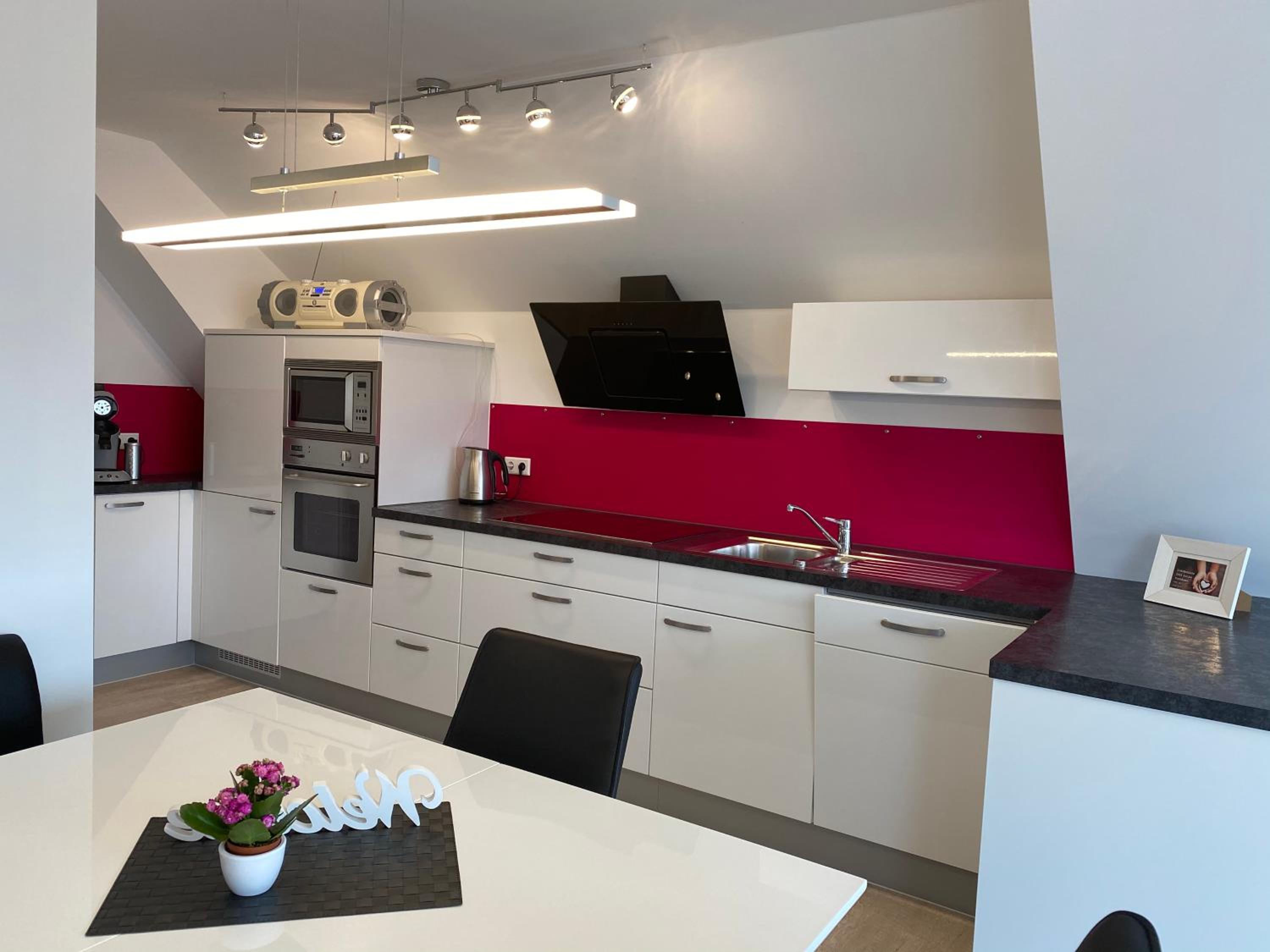 One-Bedroom Apartment - Photo 13