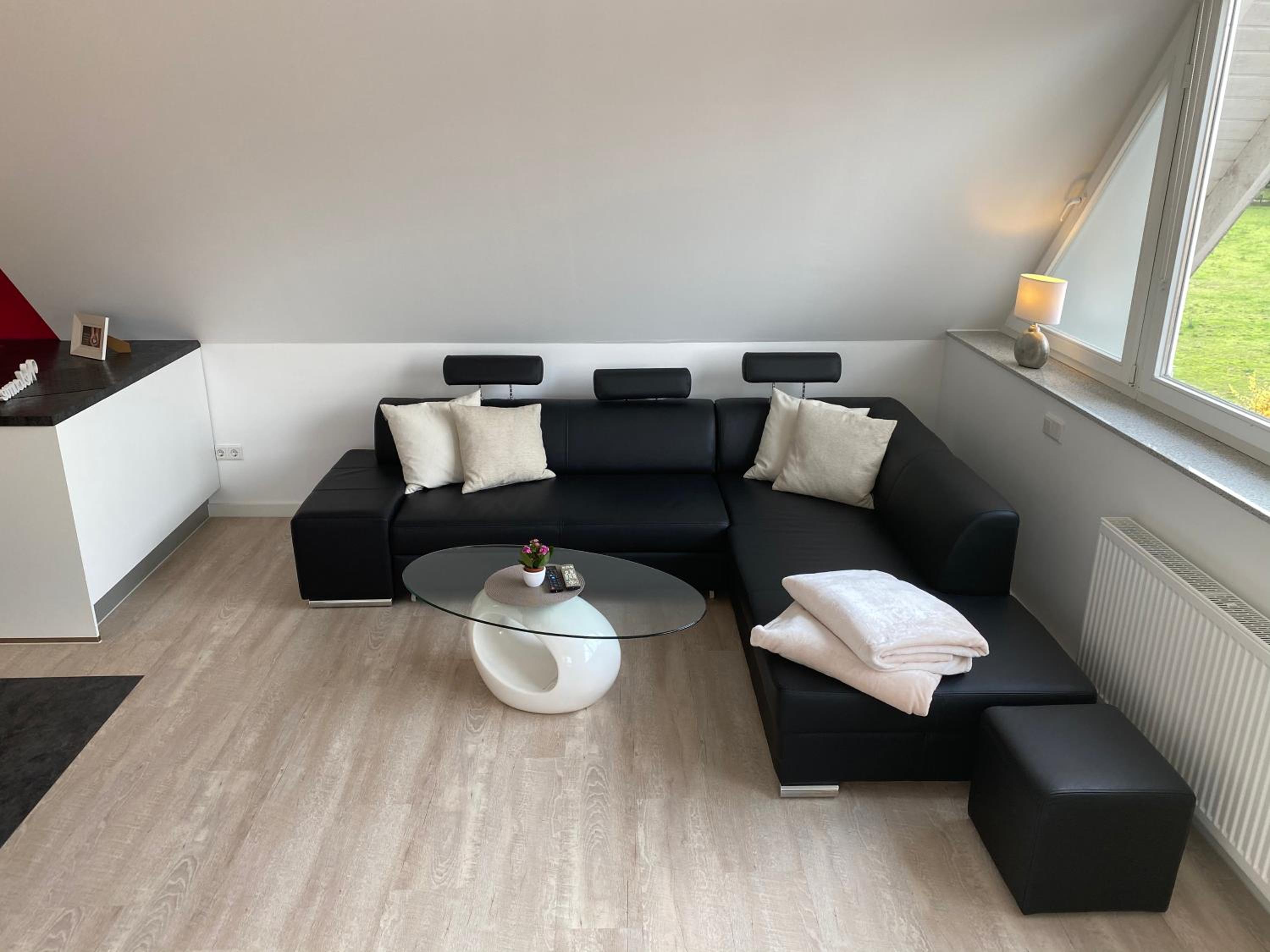 One-Bedroom Apartment - Photo 35