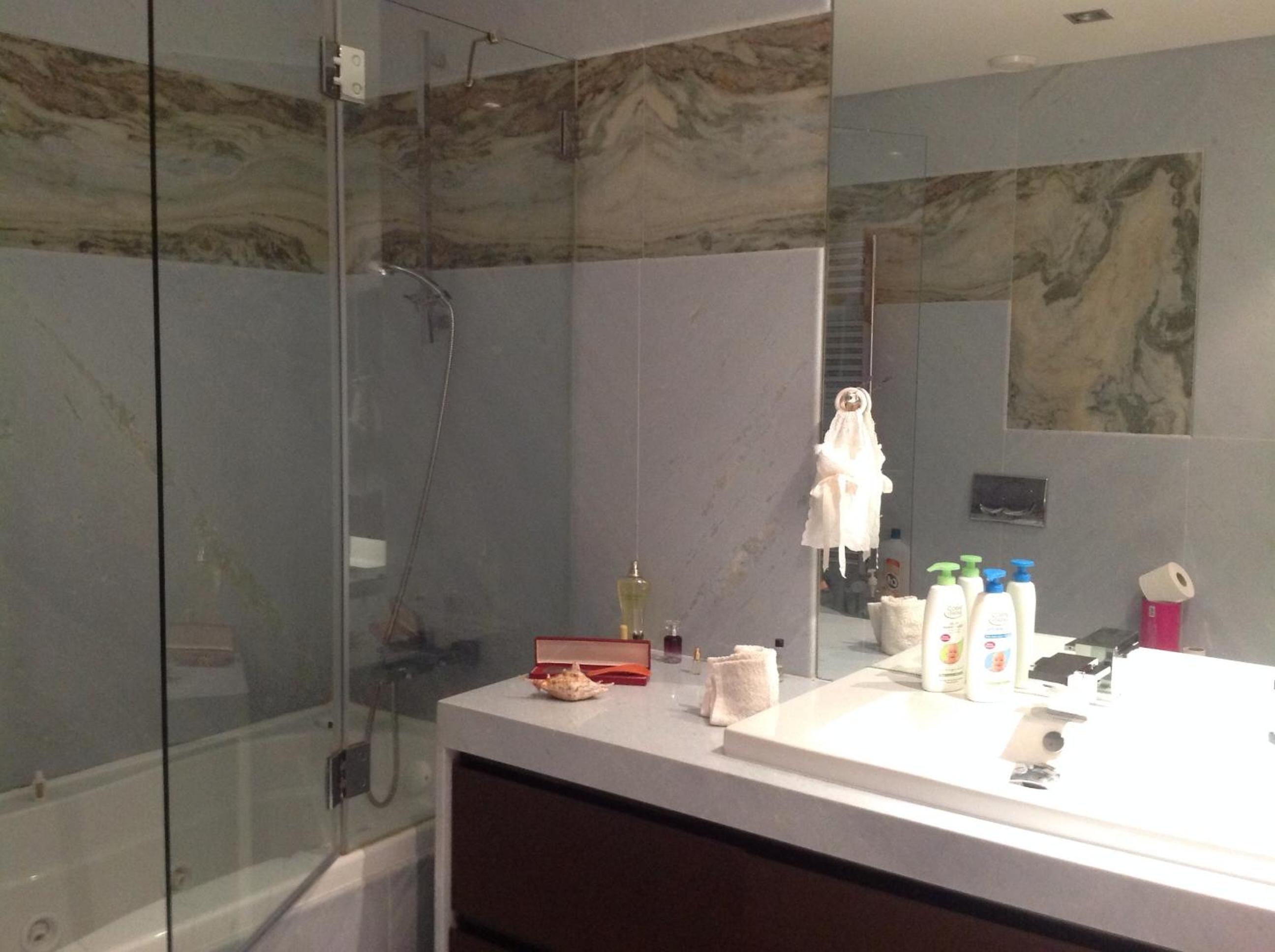 Double Room with Private Bathroom - Photo 6