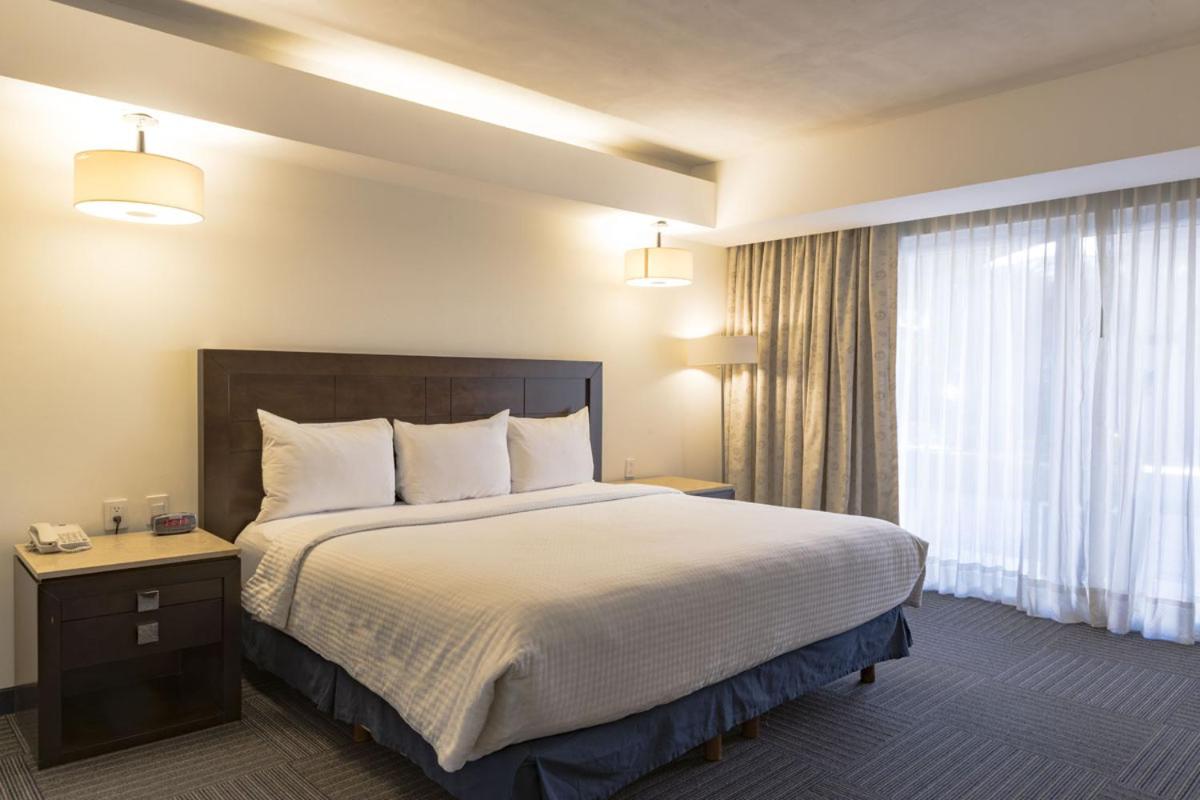 Executive King Room - Photo 1