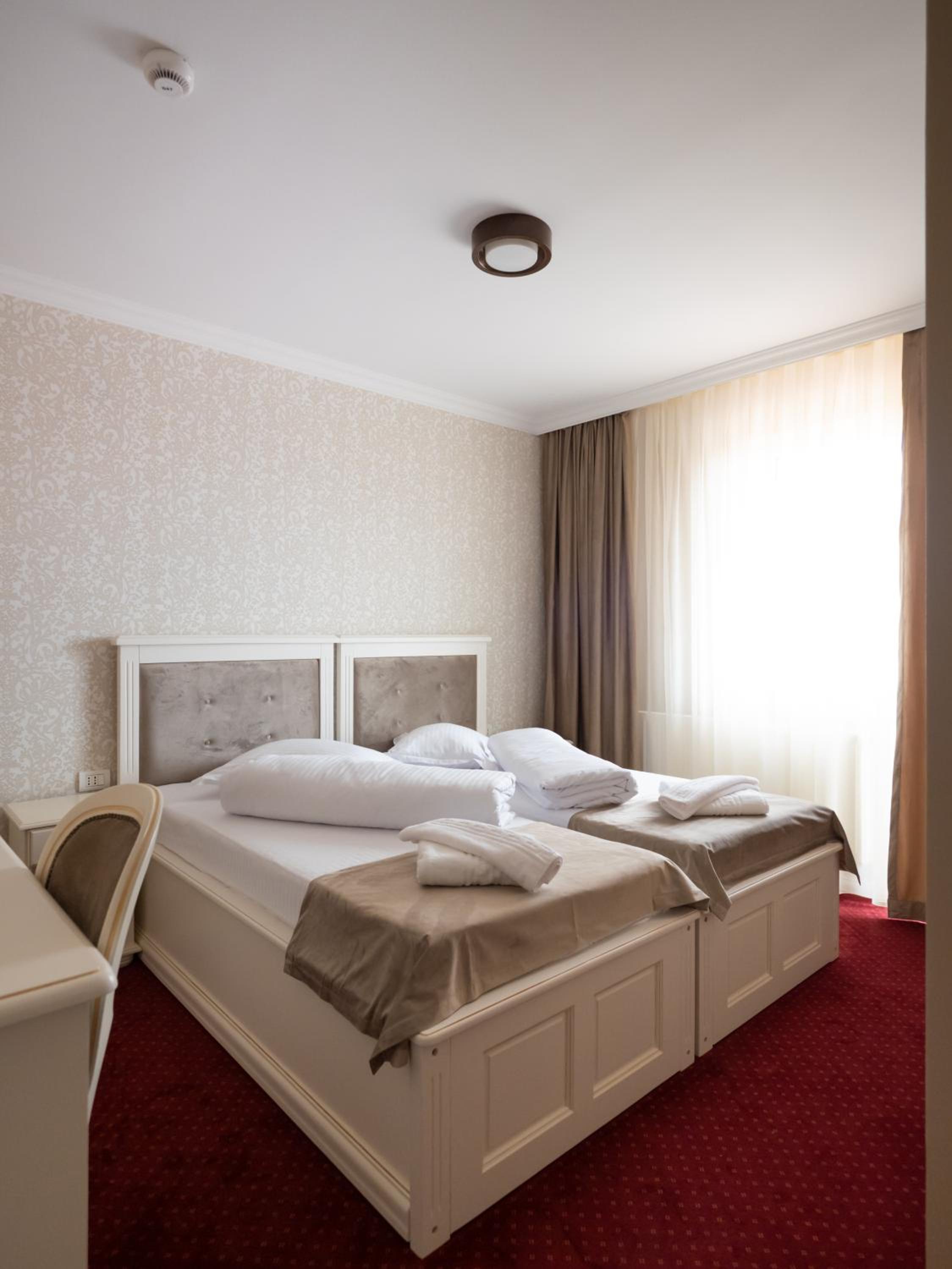 Double or Twin Room with Balcony photo 1