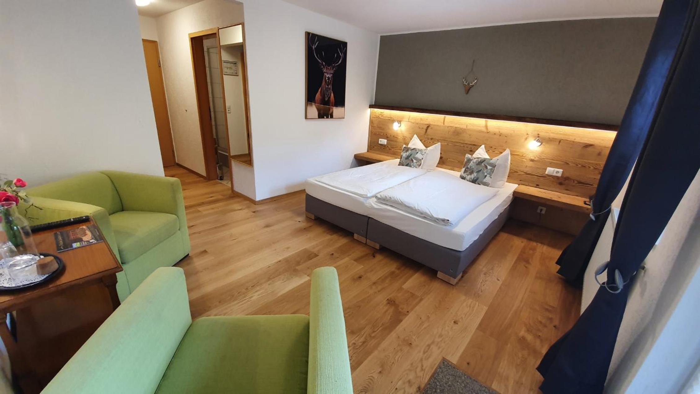 Classic Double Room with Balcony