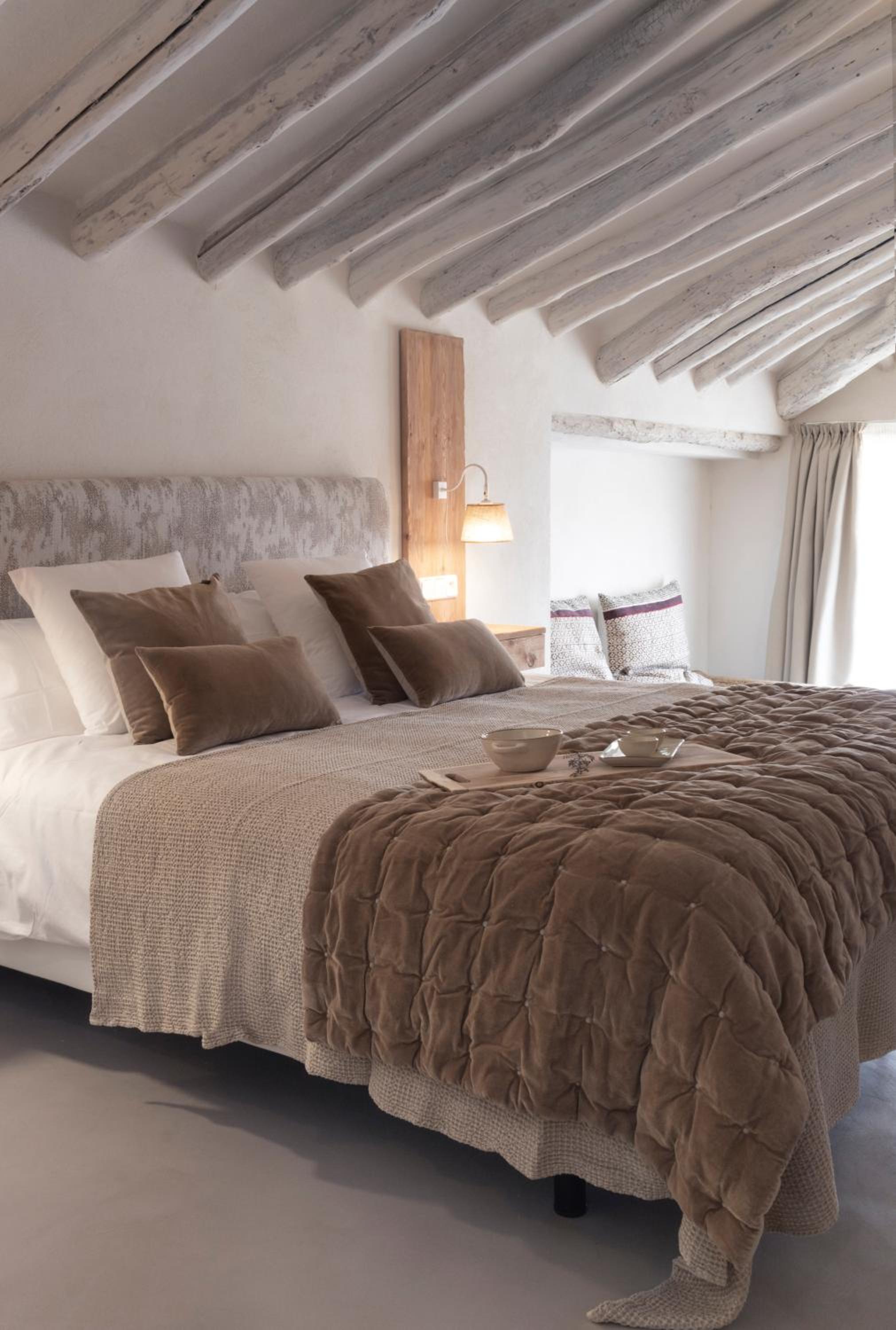 Double Room - Photo 11