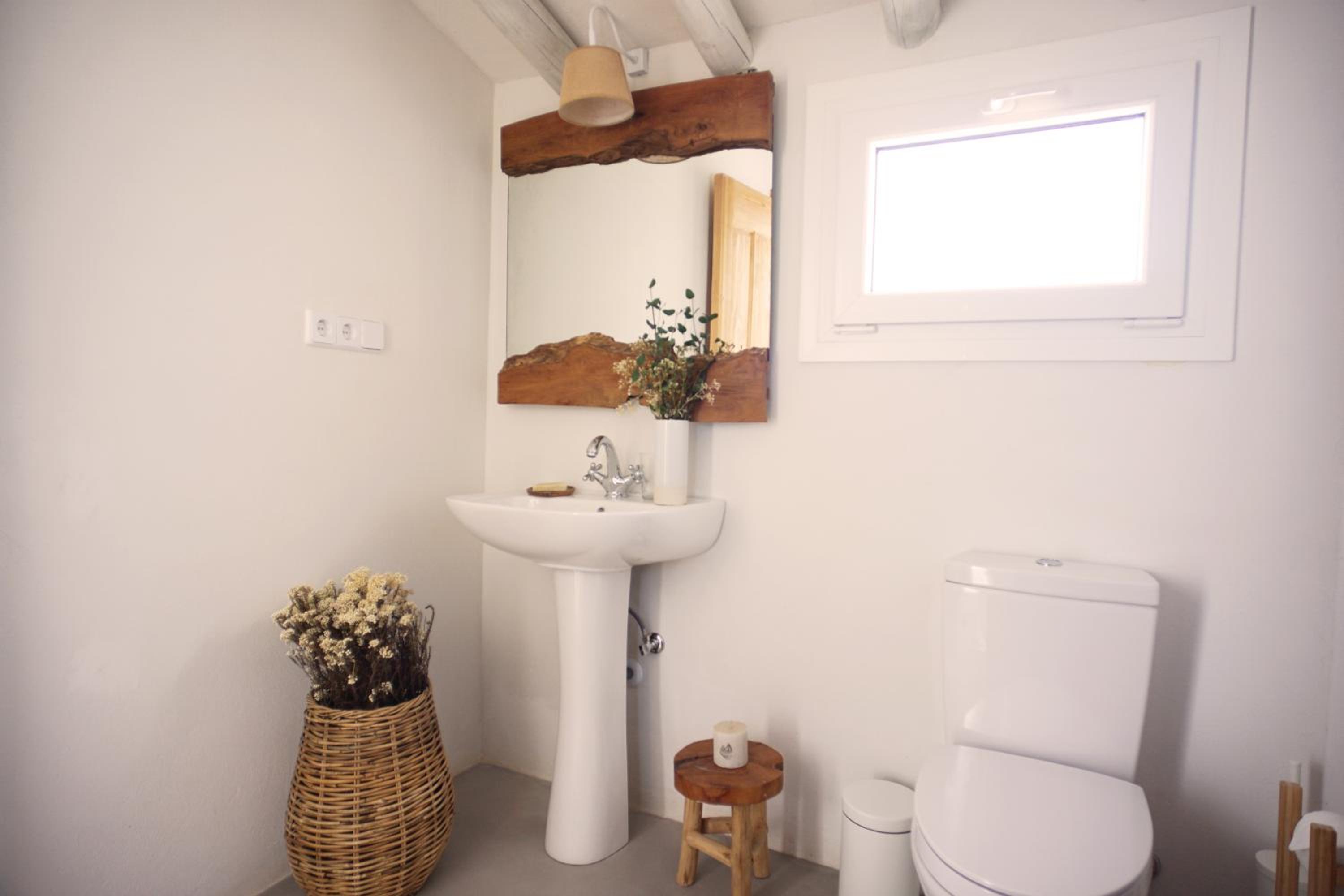 Double Room - Photo 19