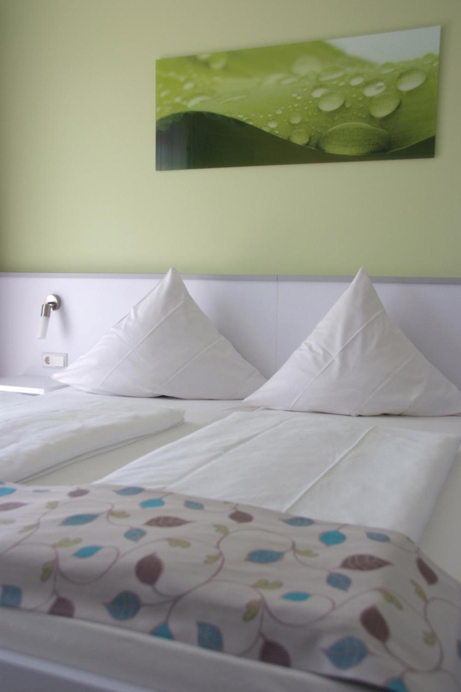 Double Room - Photo 9