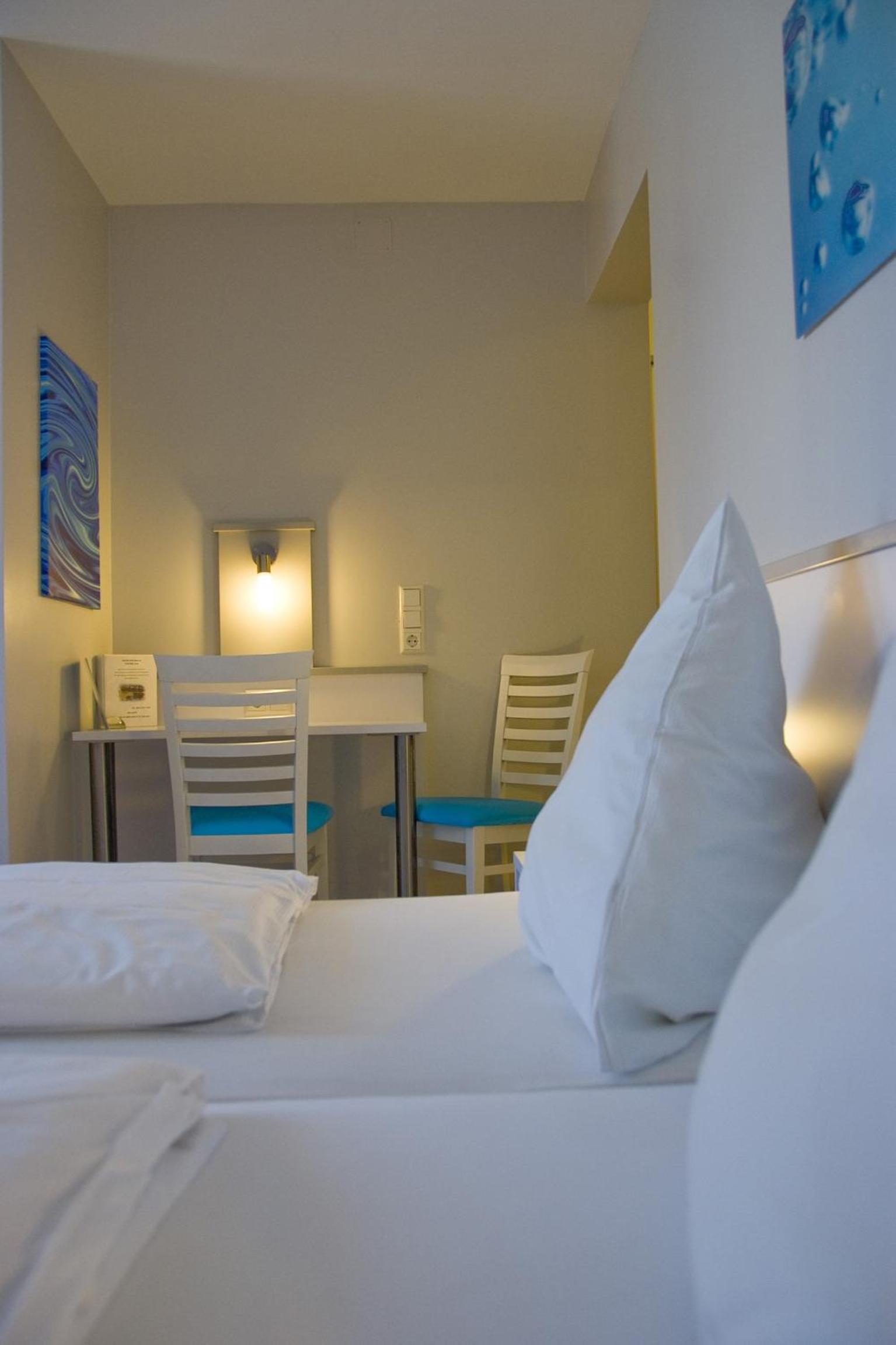 Double Room - Photo 2