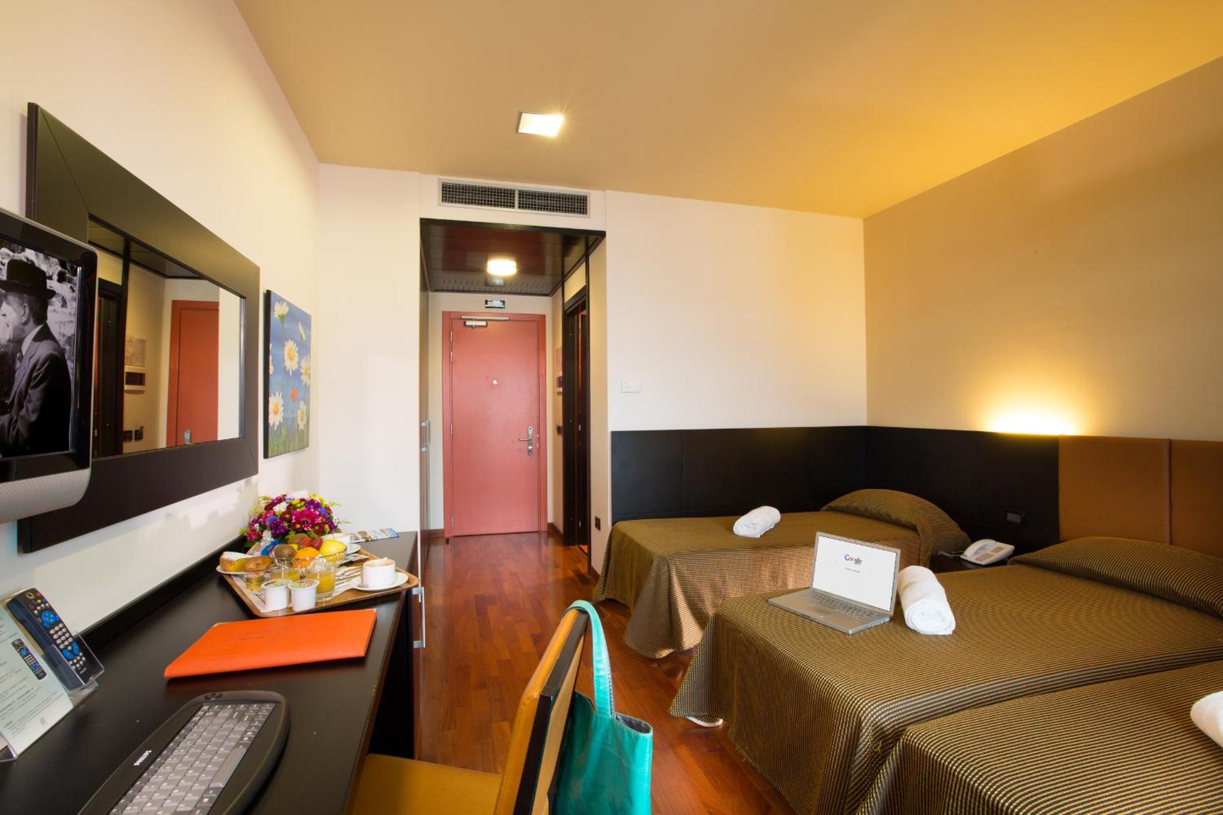 Triple Room - Photo 5