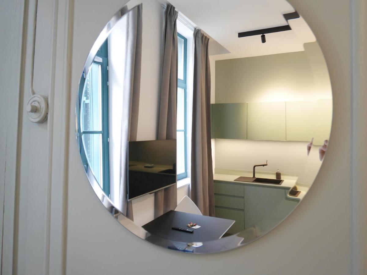 Deluxe Apartment - Photo 9
