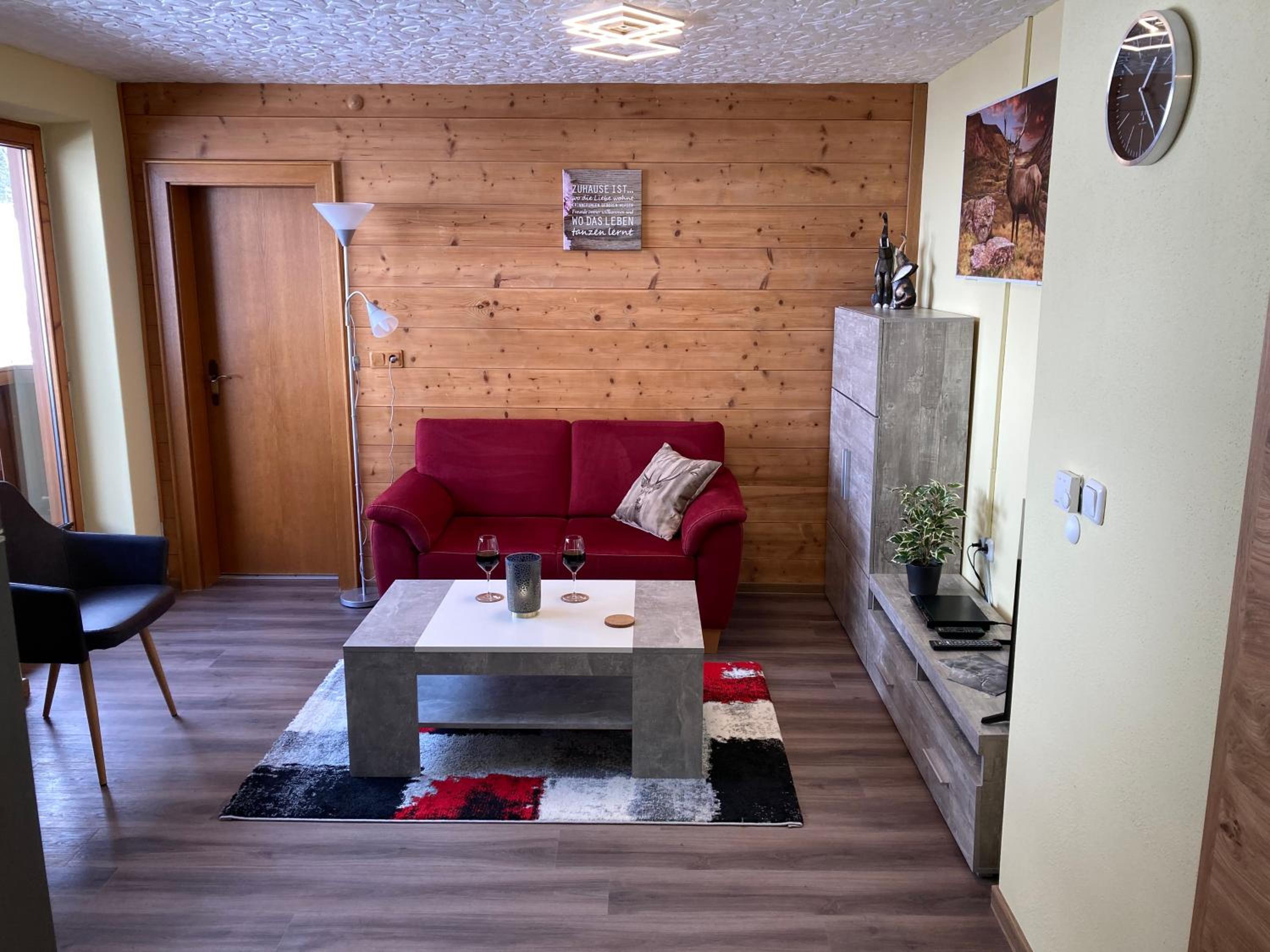 One-Bedroom Apartment photo 2