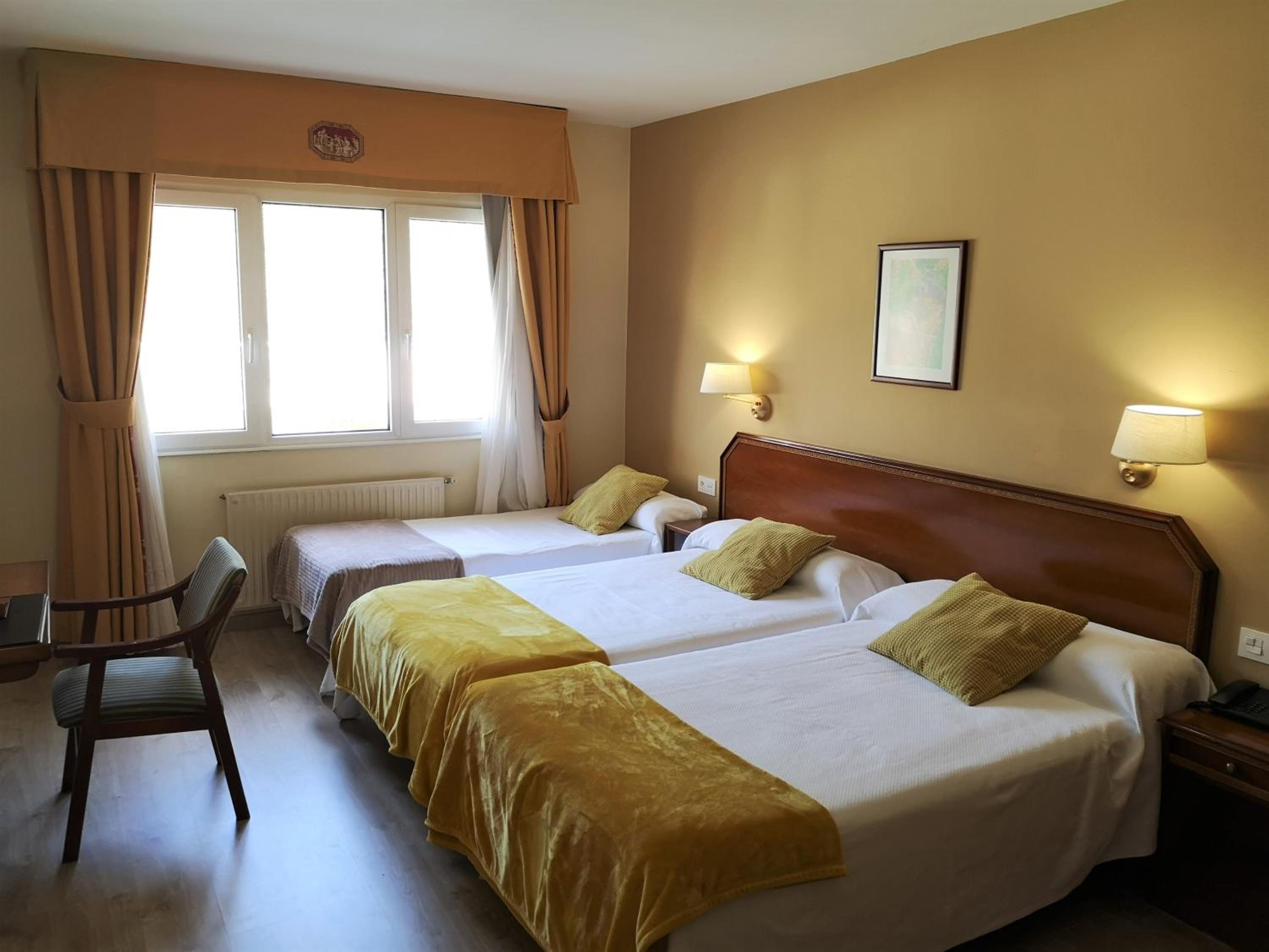 Triple Room - Photo 3