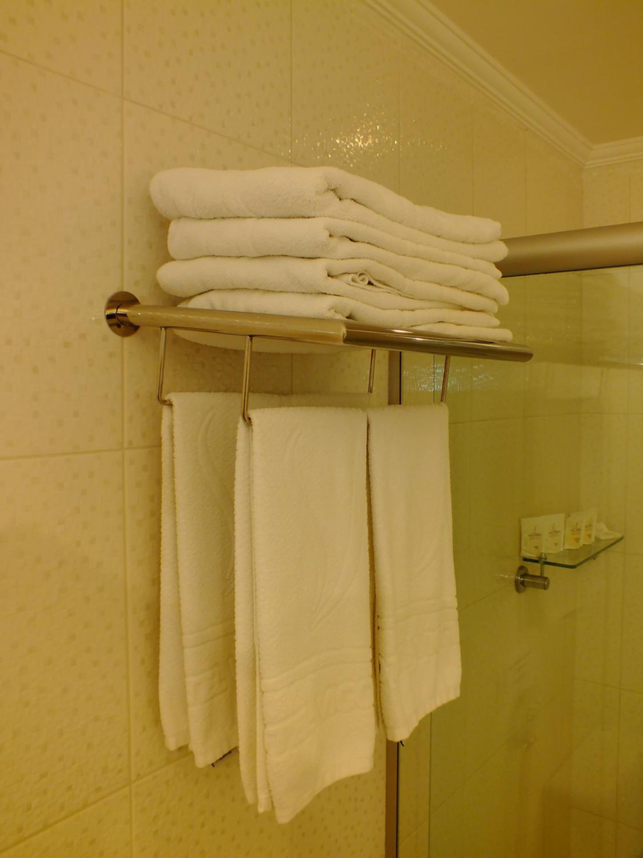 Standard Triple Room photo 2