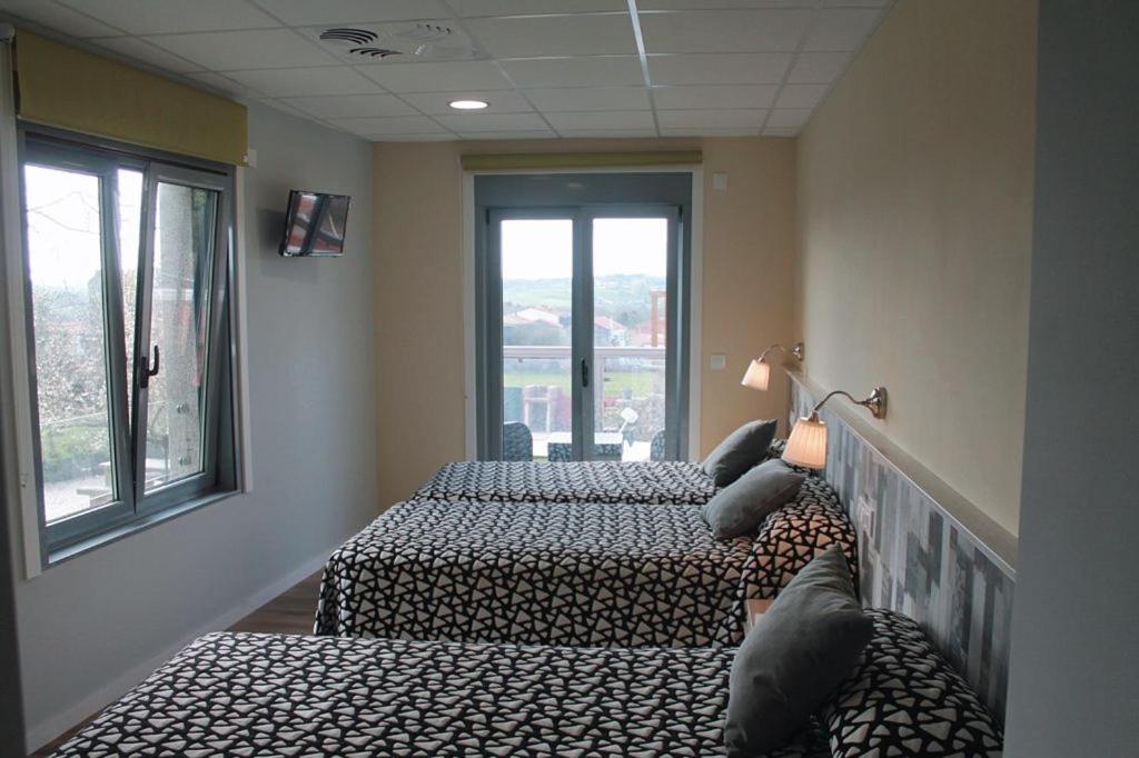 Triple Room with Pool View