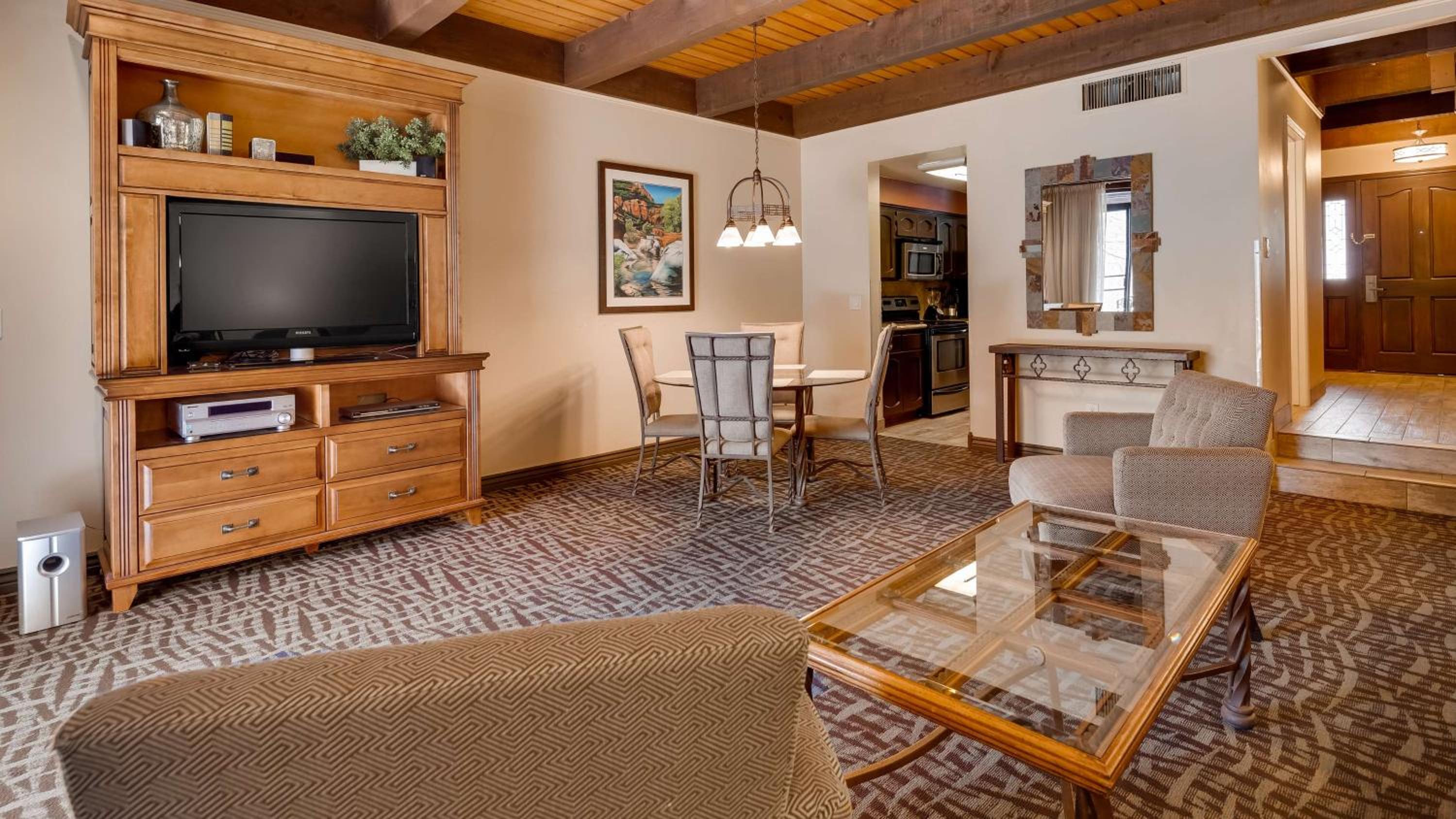 Two-Bedroom Villa with Fireplace - Non-Smoking