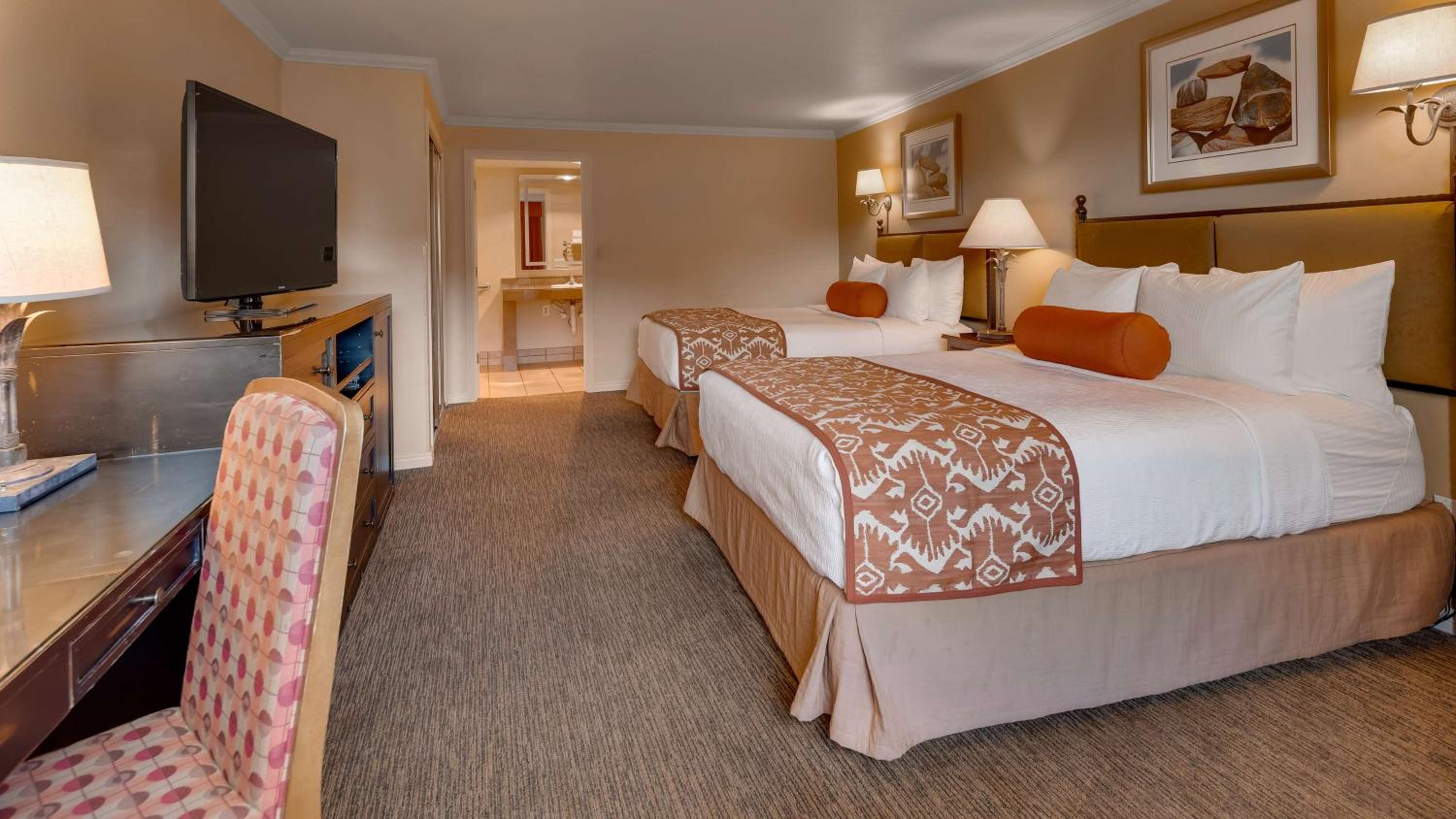 Queen Room with Two Queen Beds - Disability Access