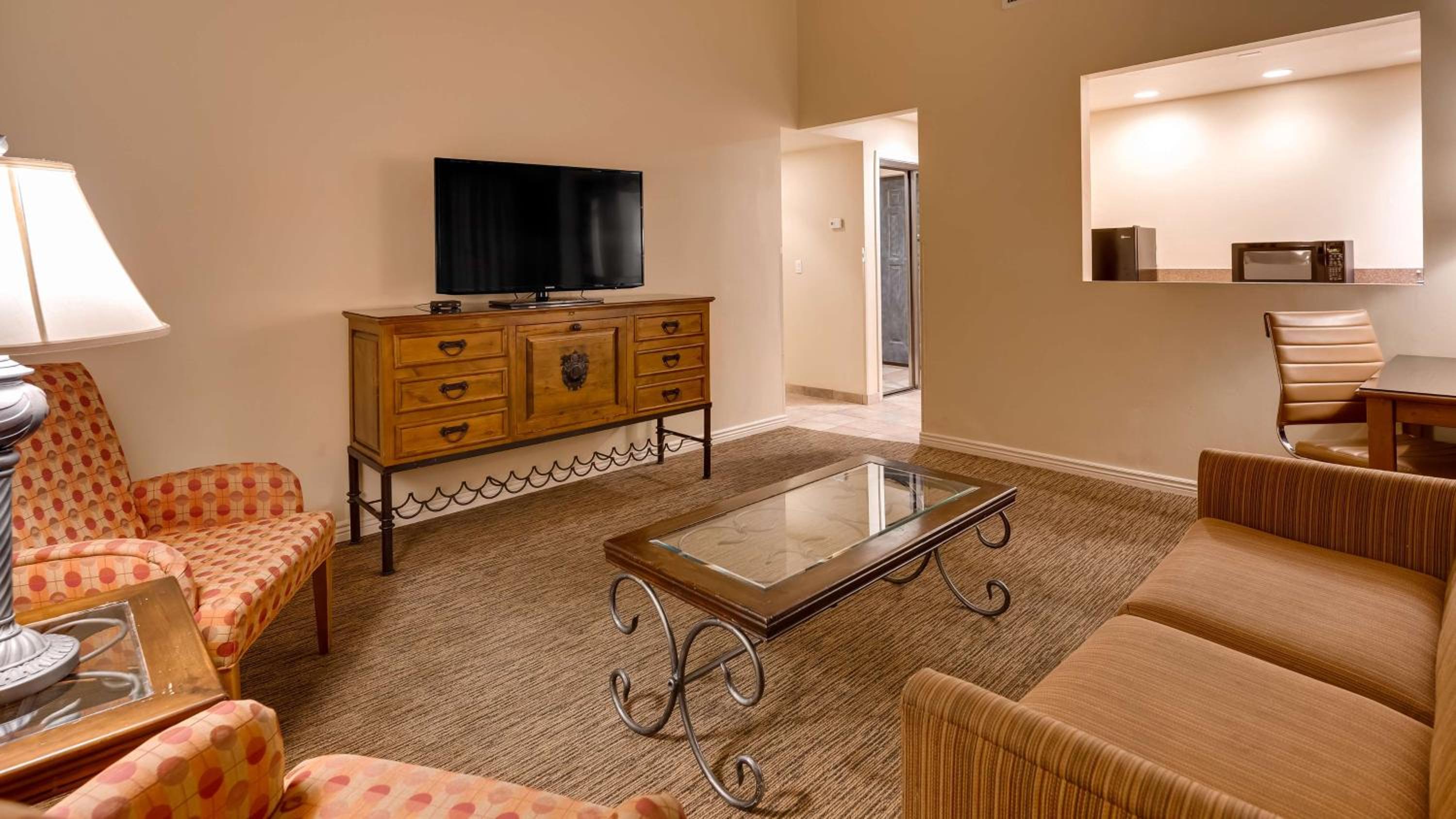 King Suite with Sofa Bed - Non Smoking