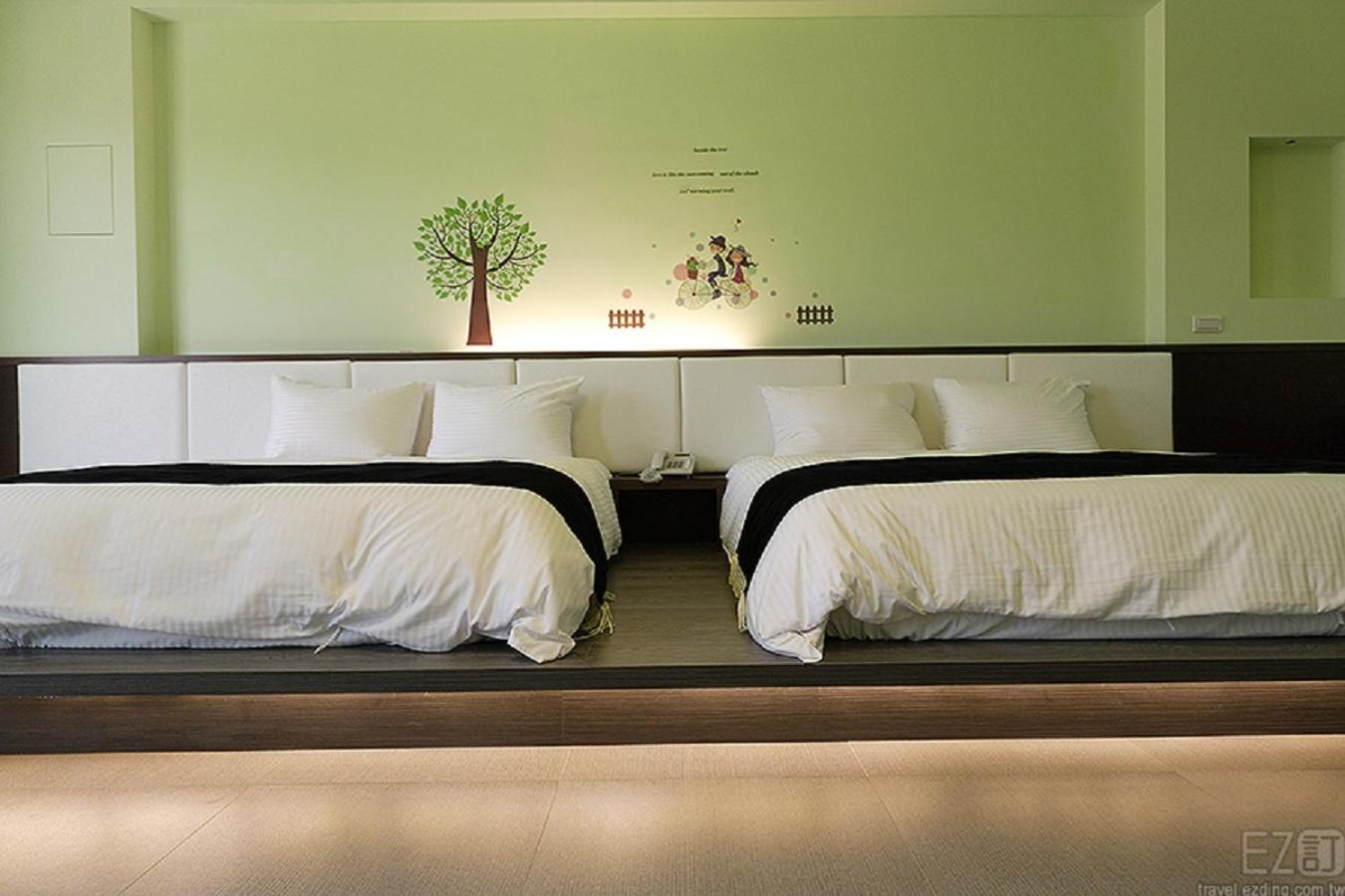 Classic Quadruple Room photo 2