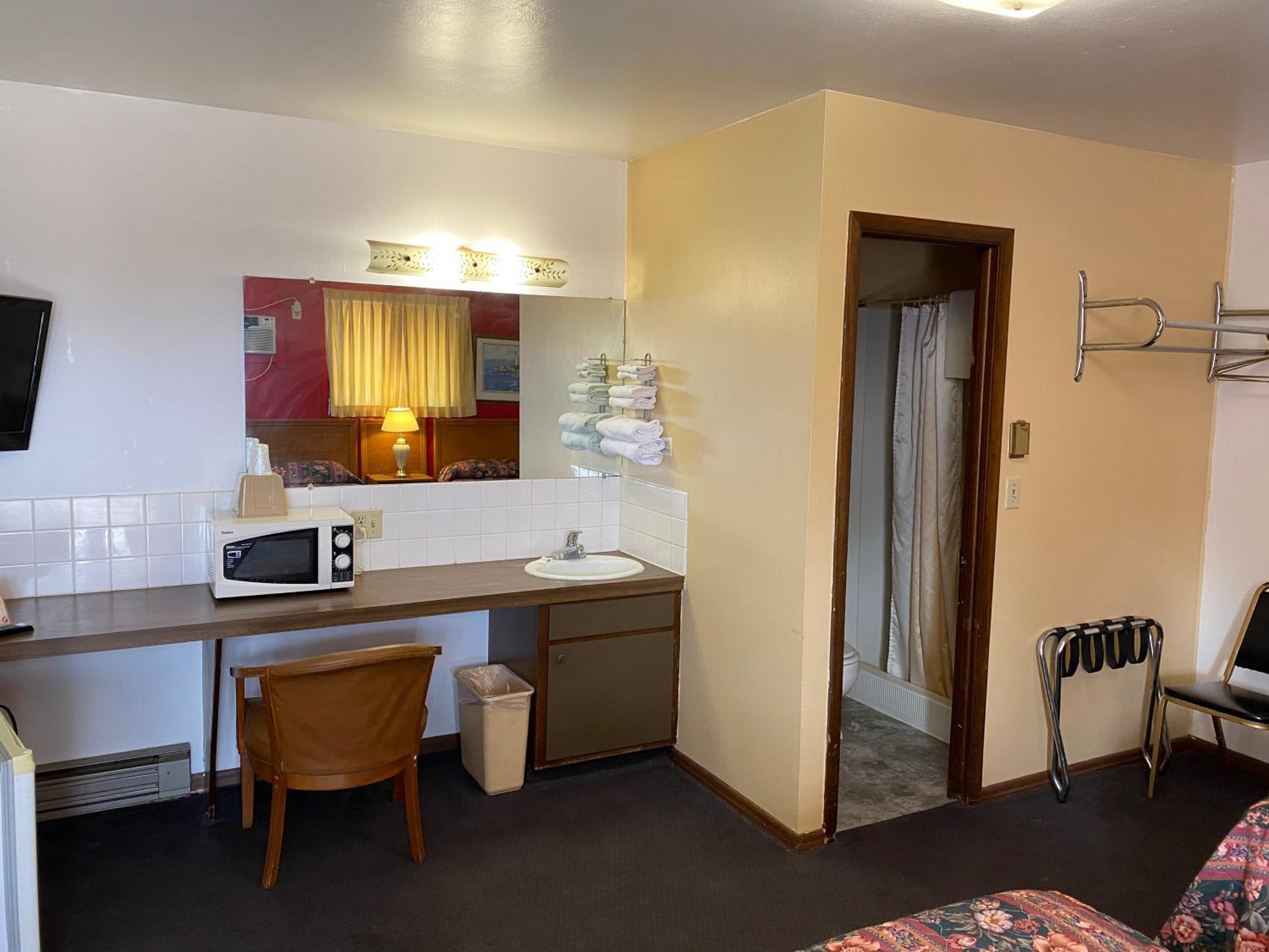Double Room with Two Double Beds photo 1