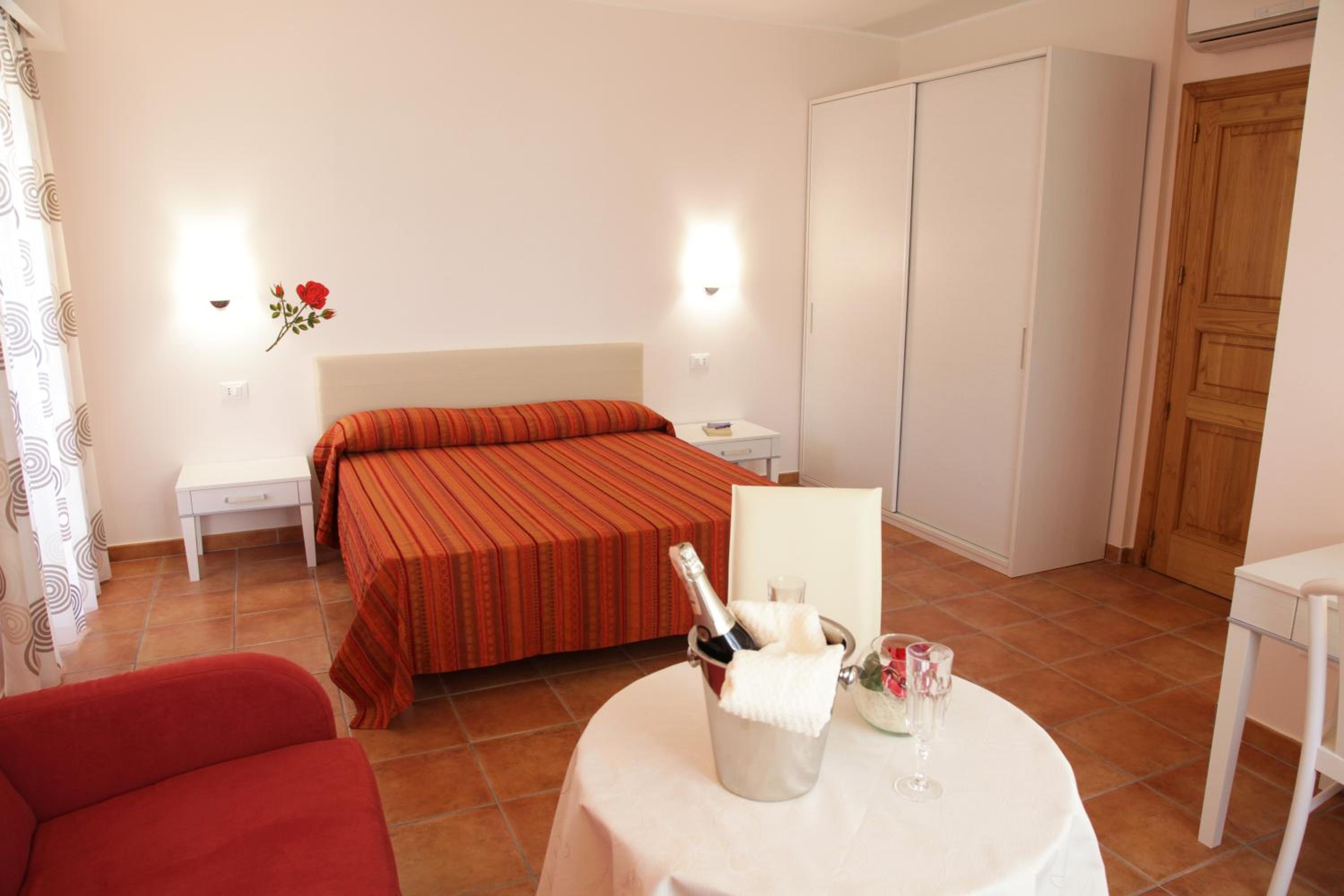 Quadruple Room with Garden View photo 1