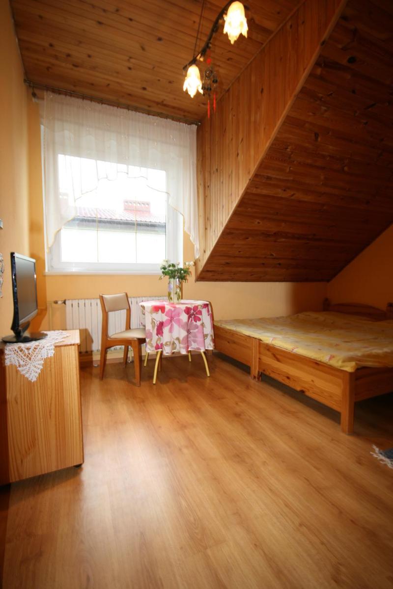 Double Room with Shared Bathroom photo 3