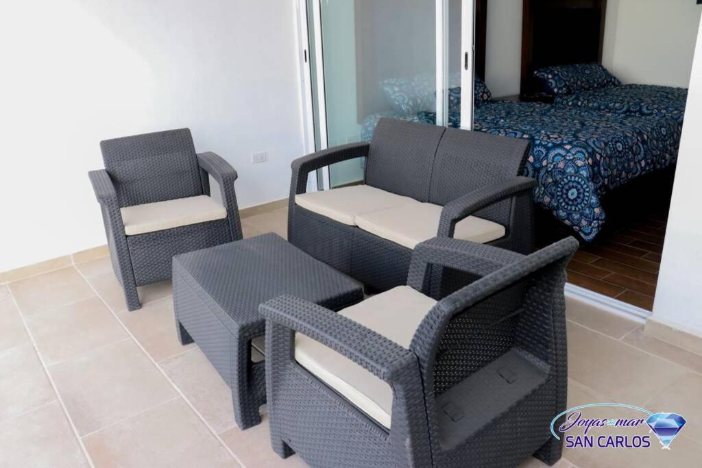 Two-Bedroom Apartment - Photo 10