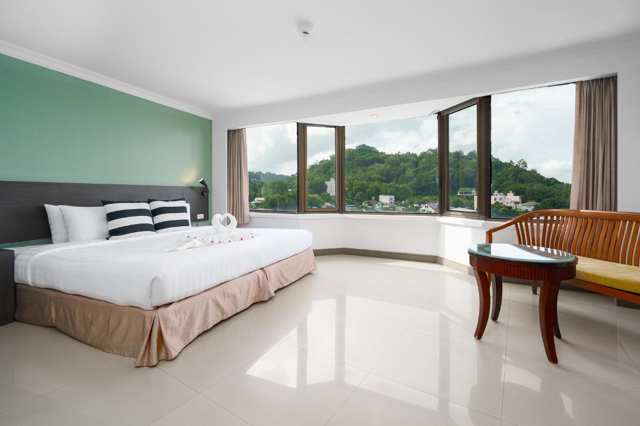 Superior Double or Twin Room photo 3