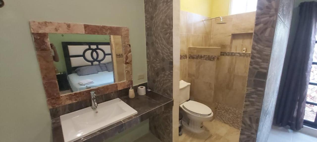 Deluxe Double Room (2 Adults + 1 Child) photo 3